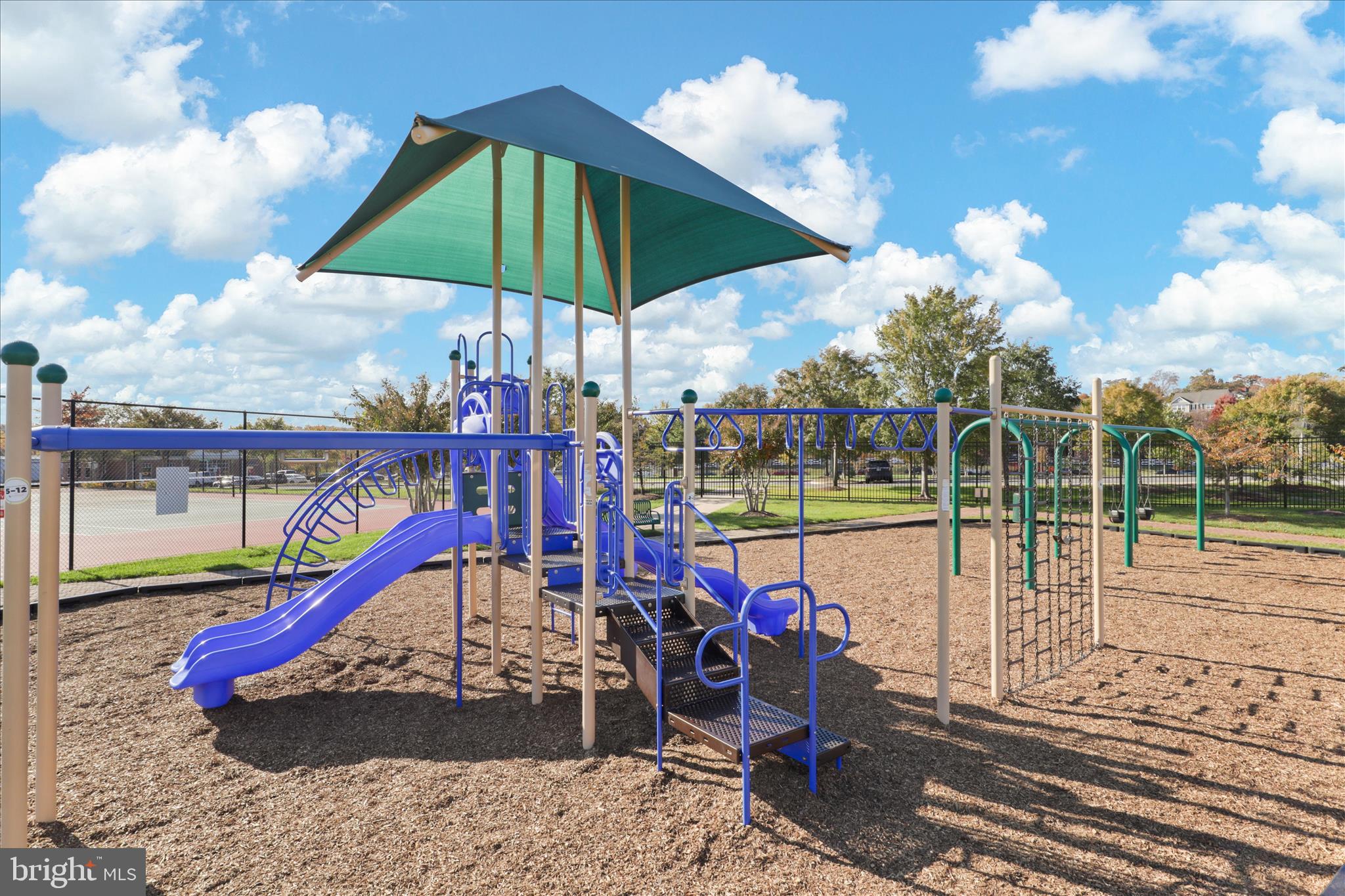 PORT POTOMAC - Residential