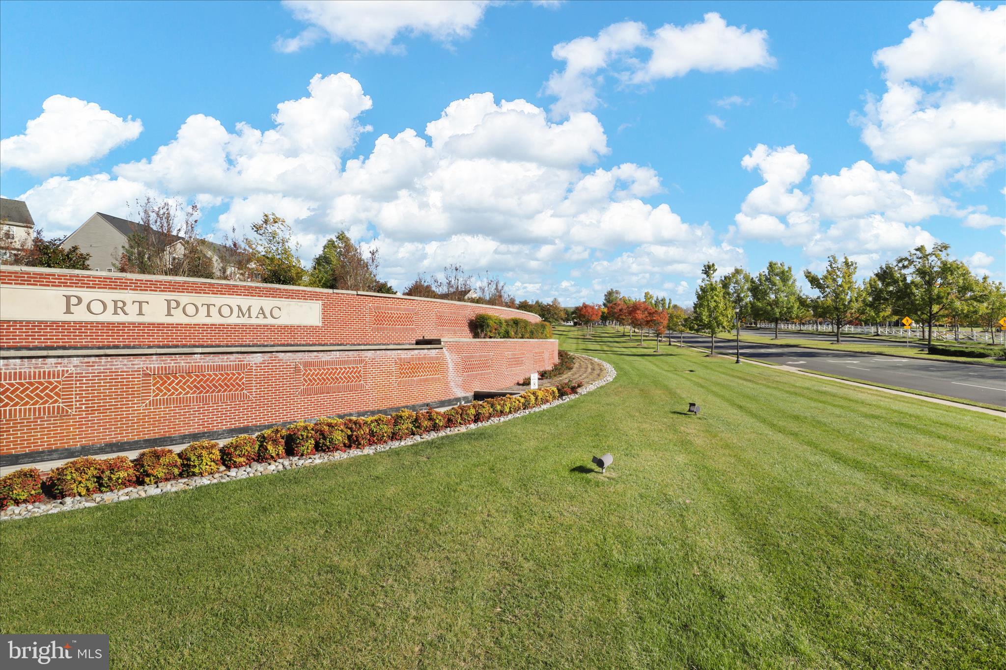 PORT POTOMAC - Residential