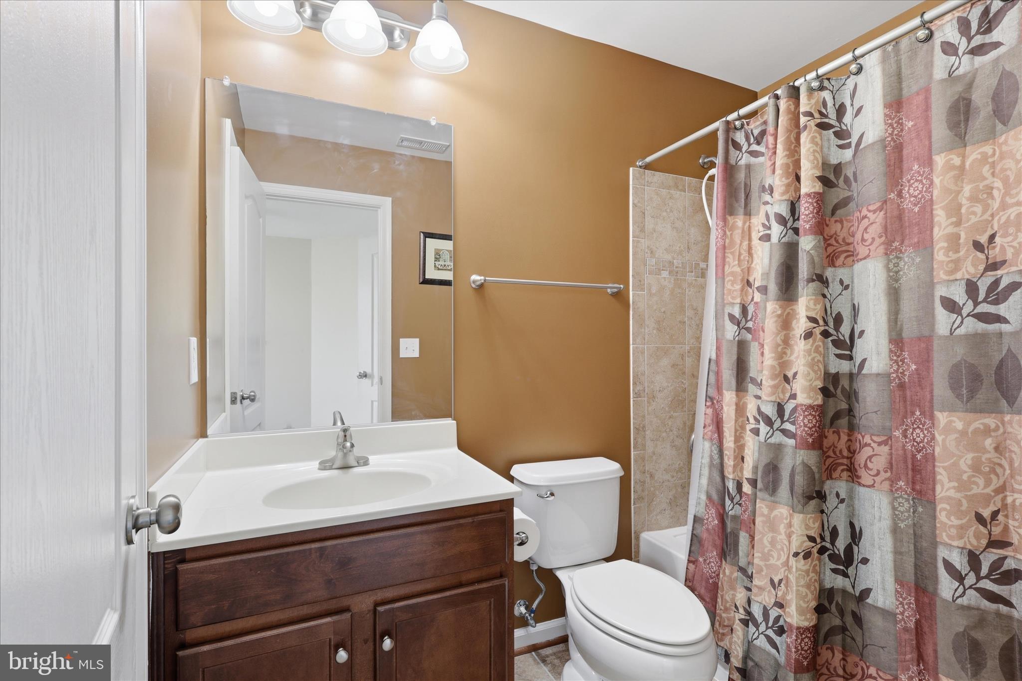 PORT POTOMAC - Residential