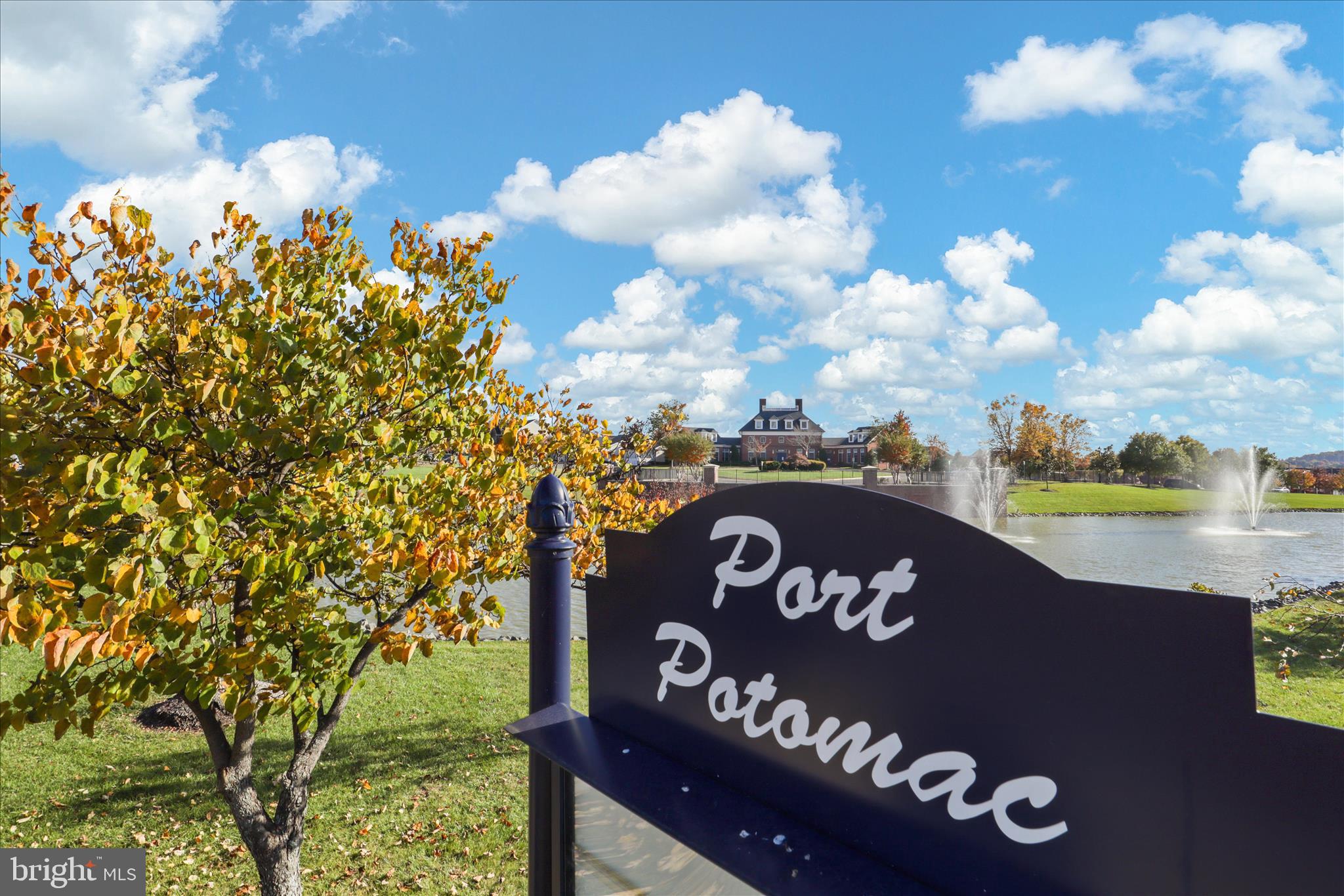 PORT POTOMAC - Residential