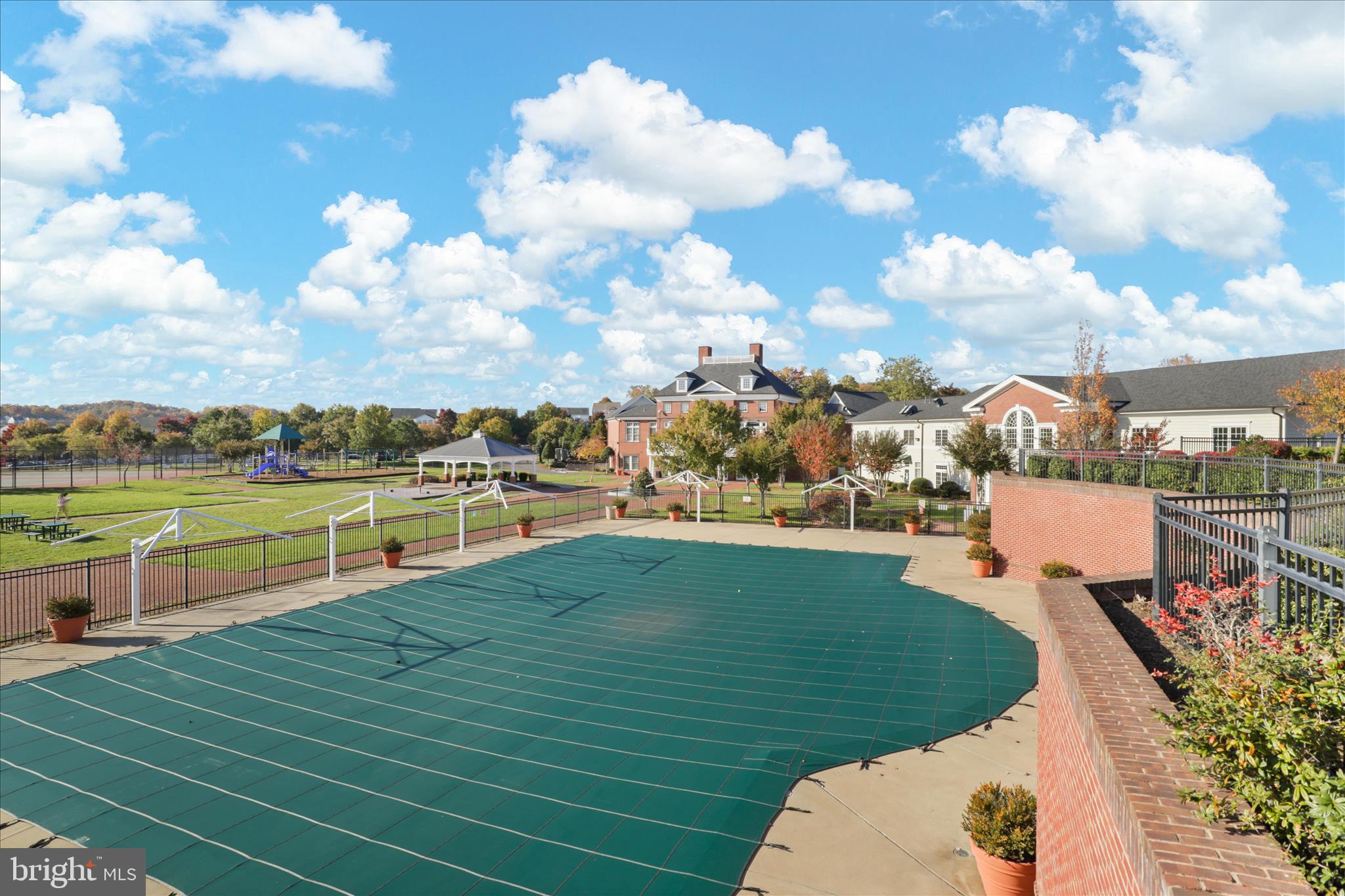 PORT POTOMAC - Residential