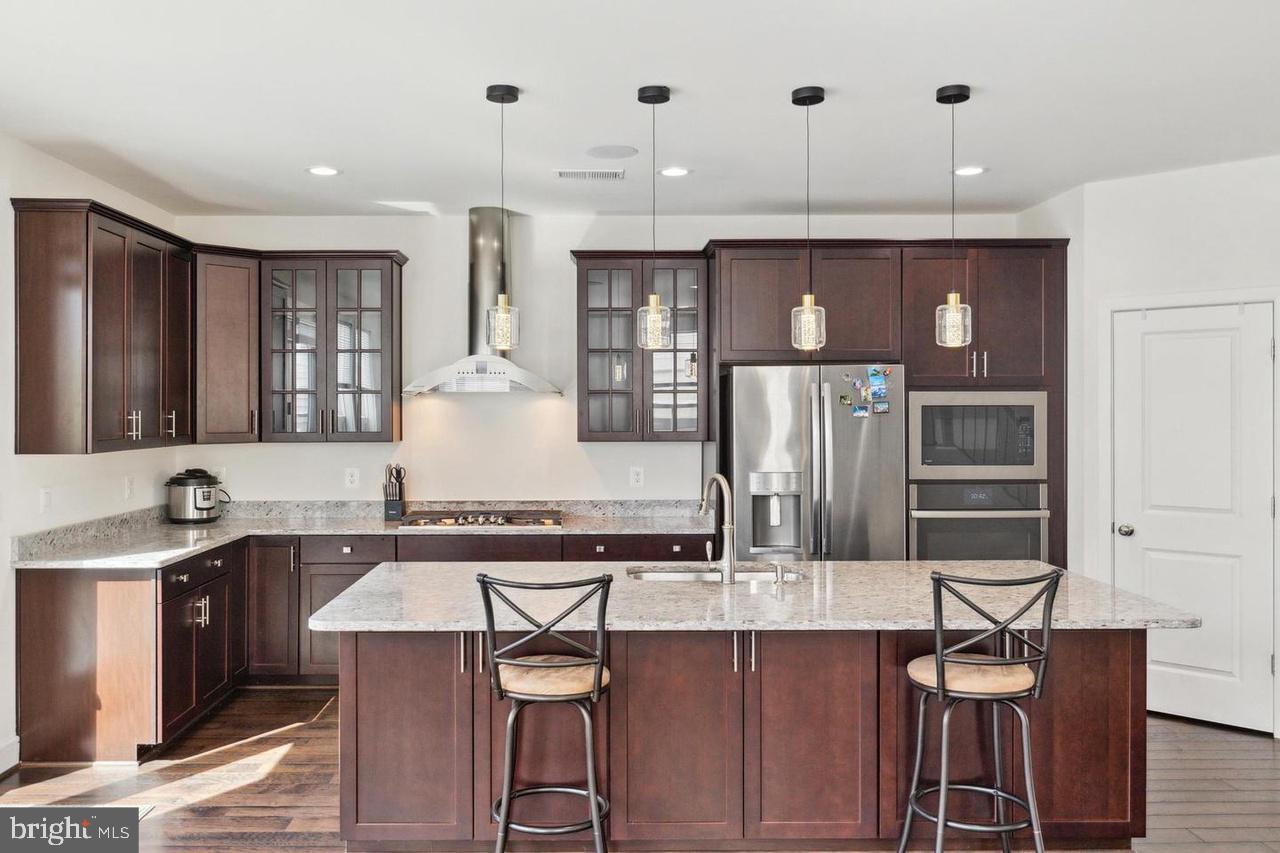 BRAMBLETON TOWN CENTER - Residential Lease