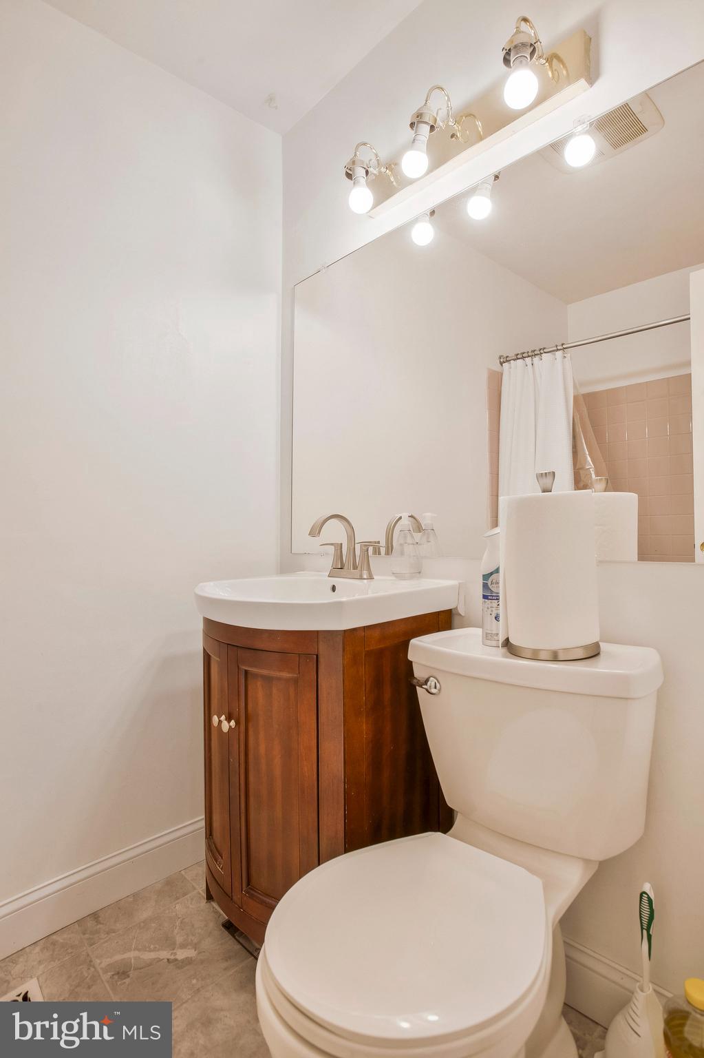 VICTORIA HEIGHTS - Residential