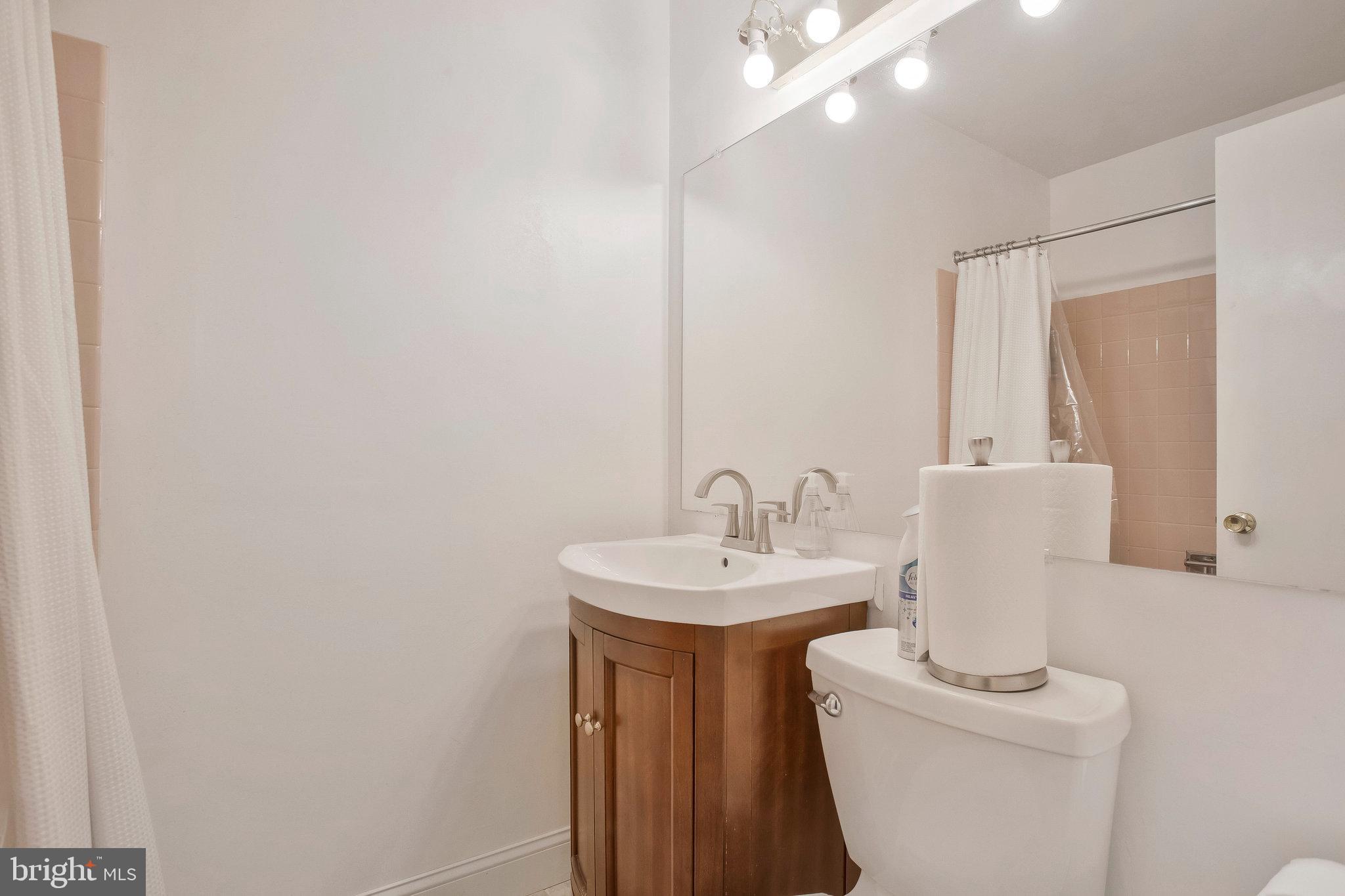 VICTORIA HEIGHTS - Residential