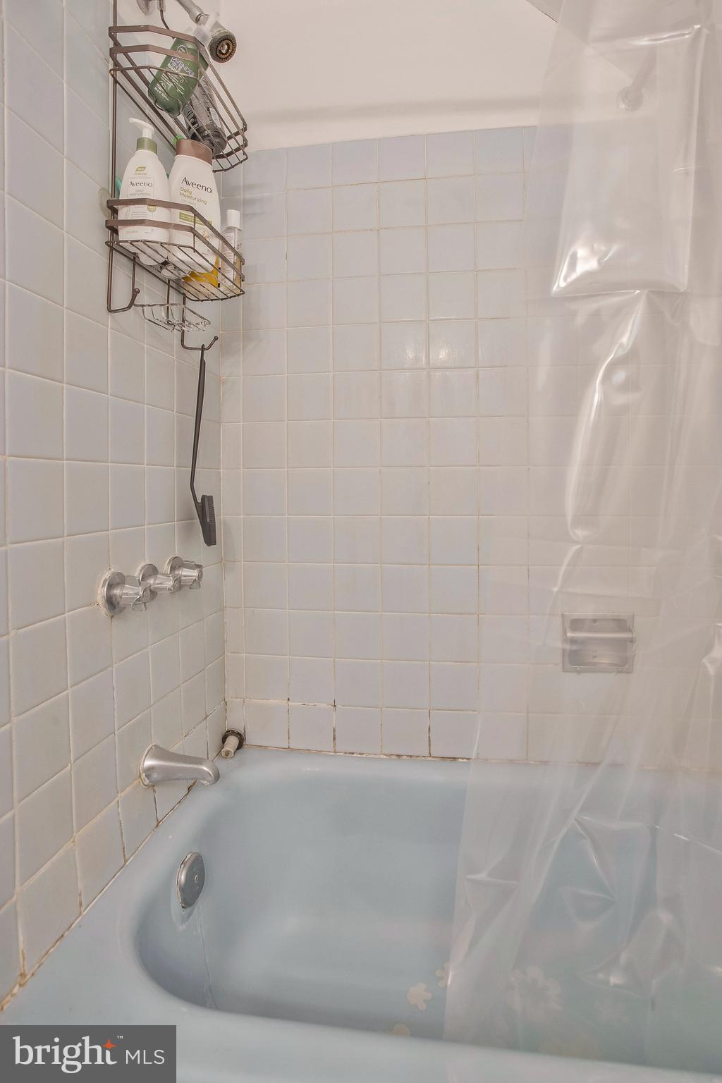 VICTORIA HEIGHTS - Residential