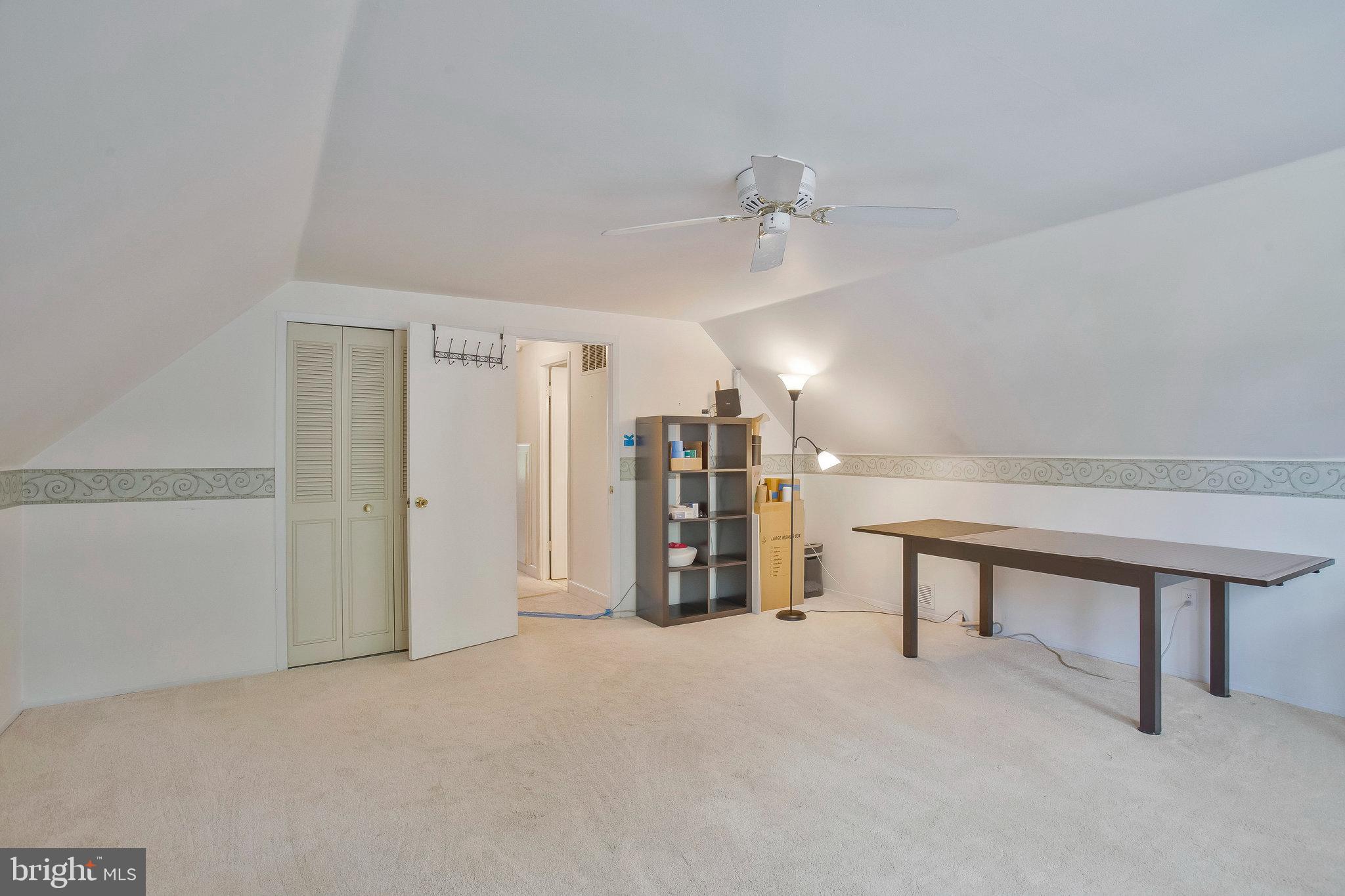 VICTORIA HEIGHTS - Residential