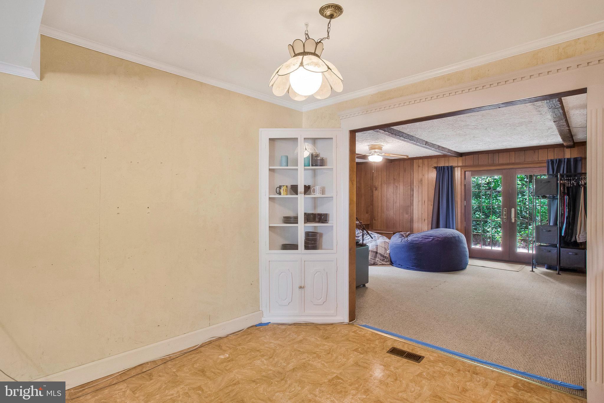 VICTORIA HEIGHTS - Residential