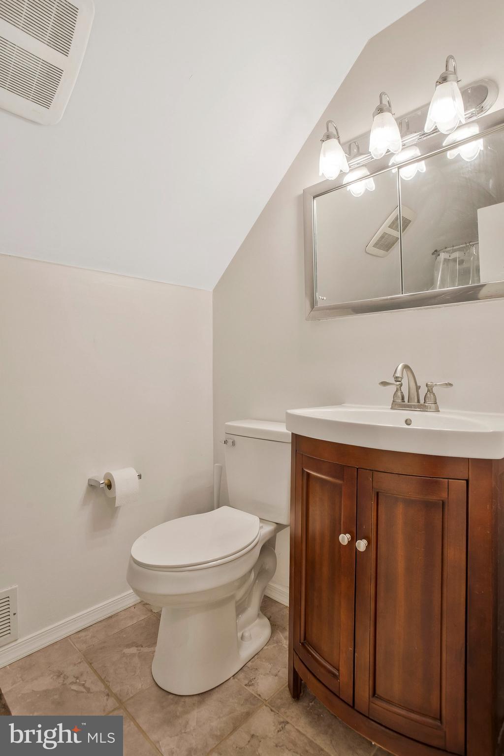 VICTORIA HEIGHTS - Residential