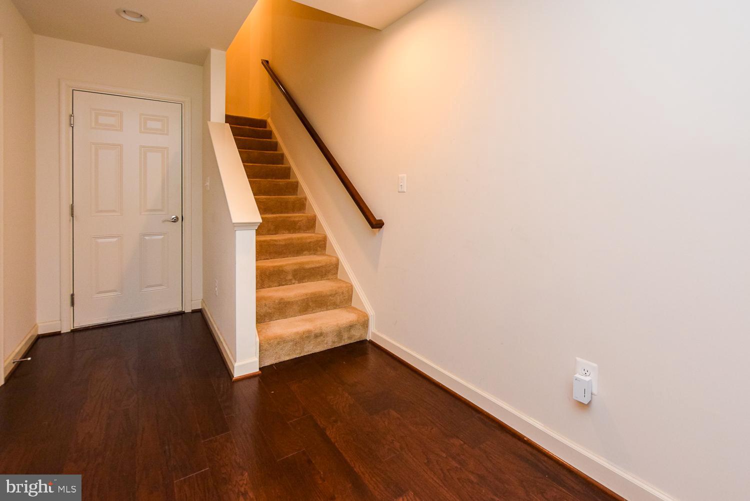 WOOD GLEN - Residential