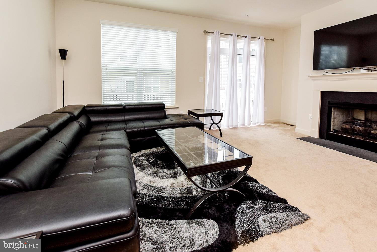 WOOD GLEN - Residential