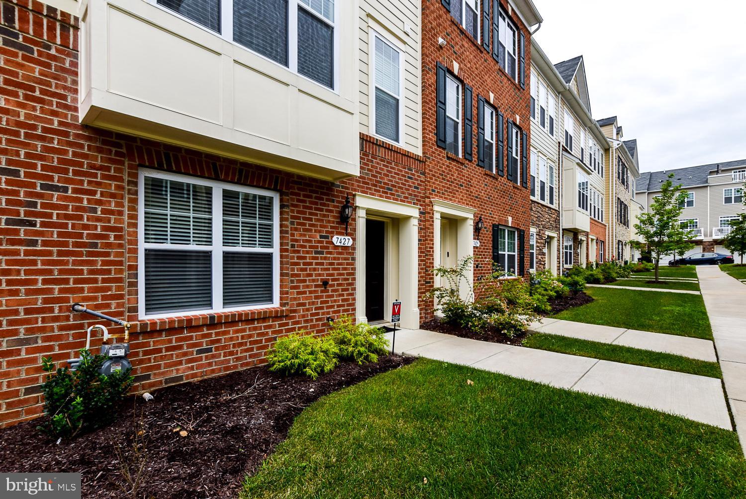 WOOD GLEN - Residential