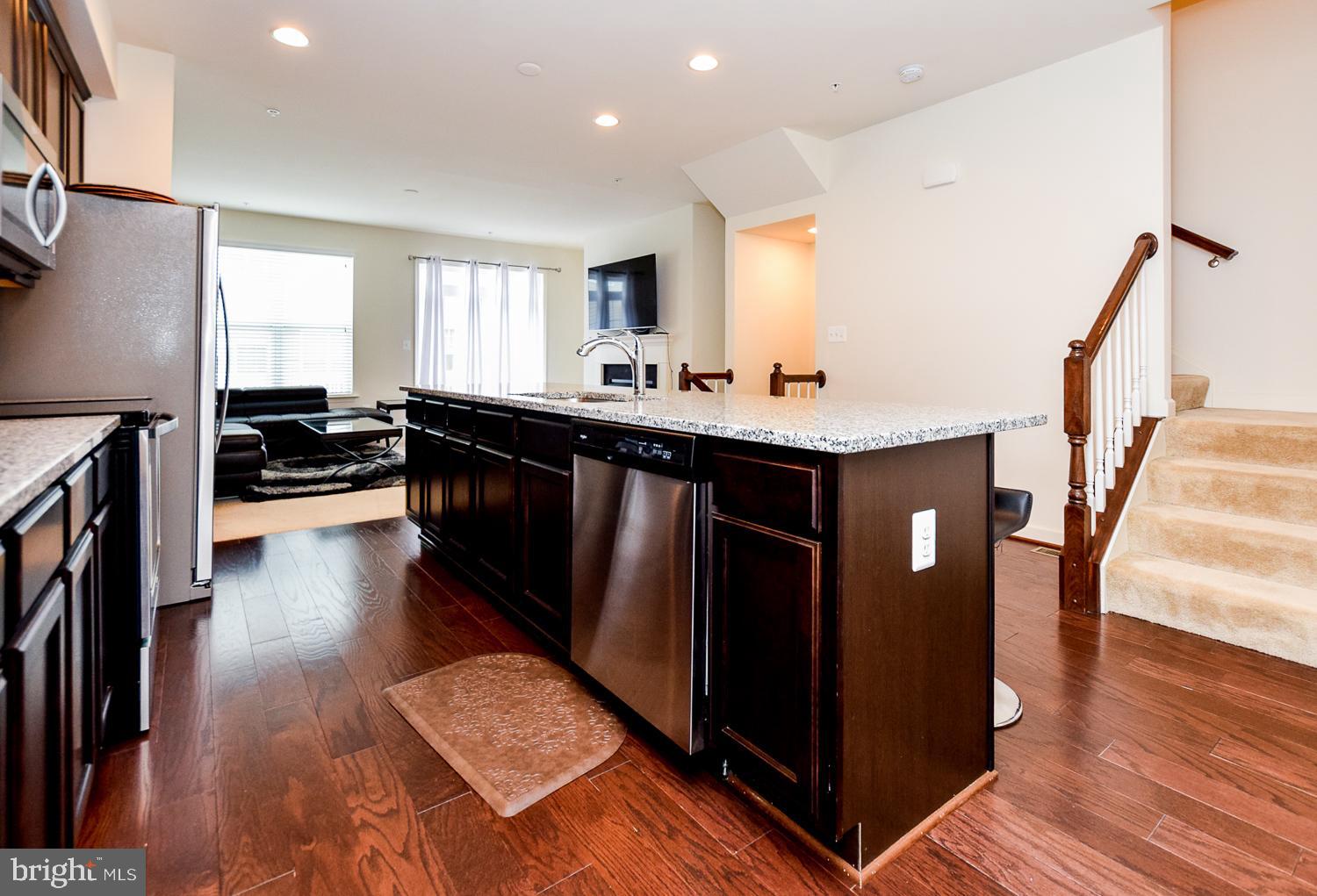 WOOD GLEN - Residential