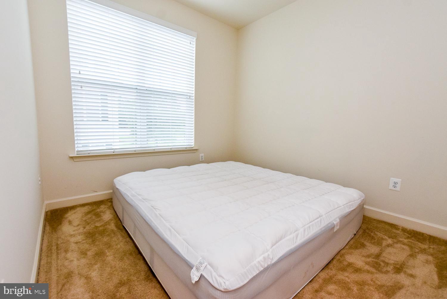 WOOD GLEN - Residential