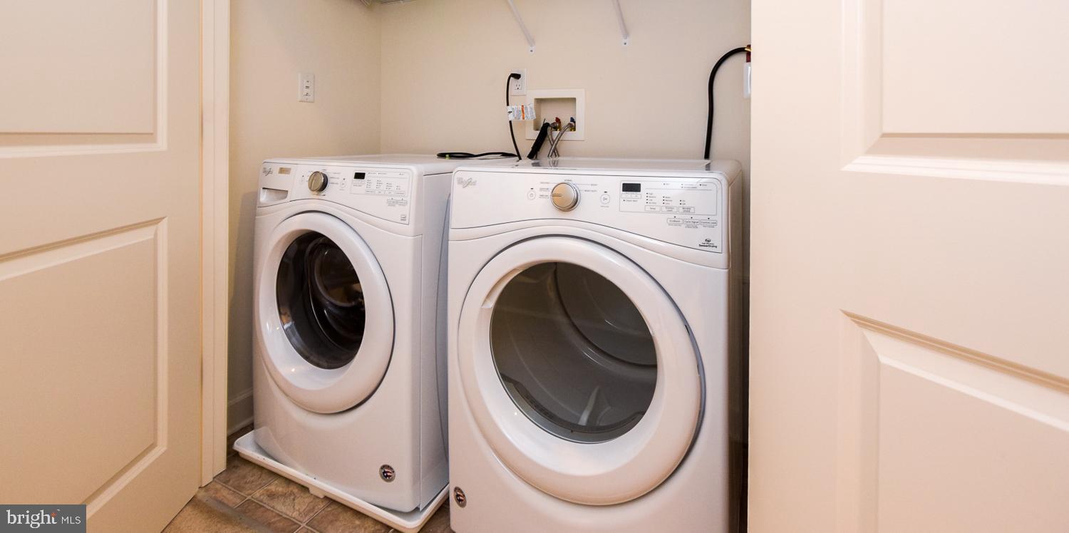 WOOD GLEN - Residential