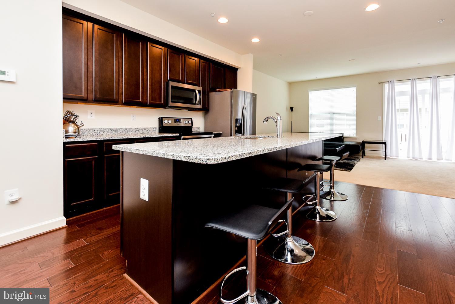 WOOD GLEN - Residential