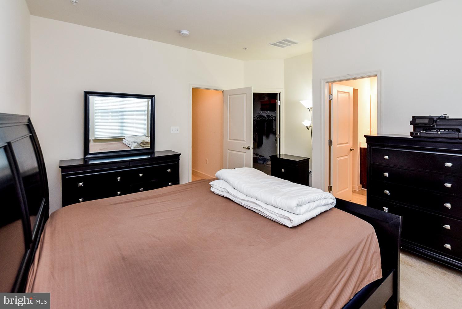 WOOD GLEN - Residential