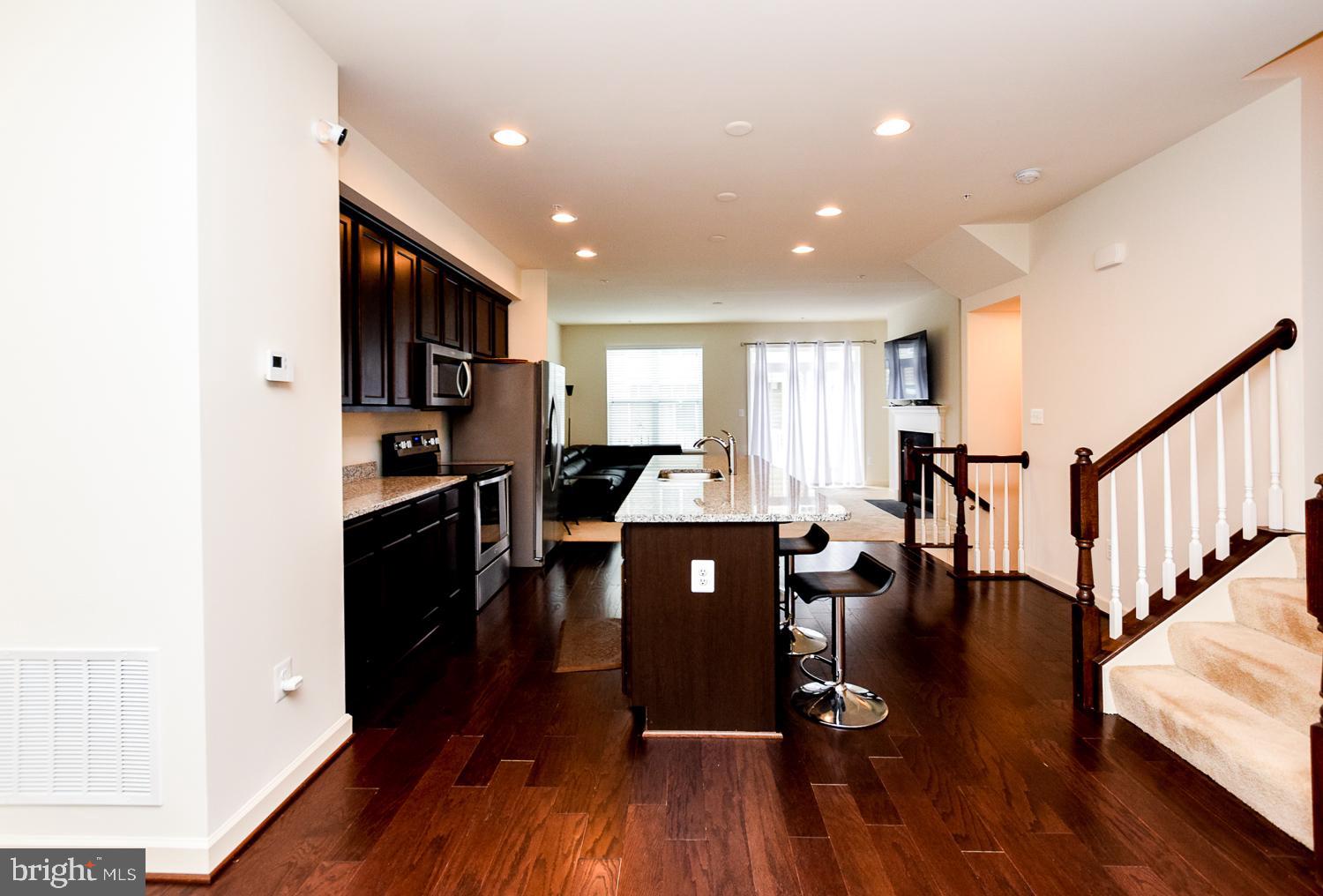 WOOD GLEN - Residential