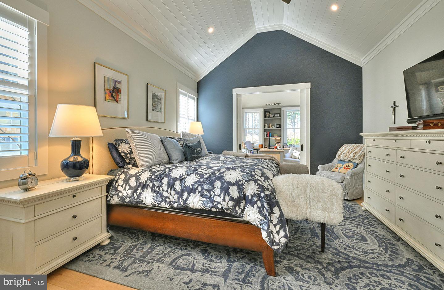 MARINERS RETREAT - Residential