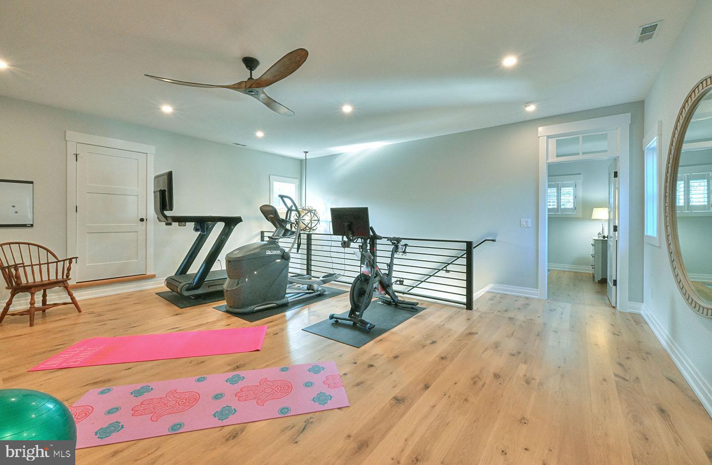 MARINERS RETREAT - Residential