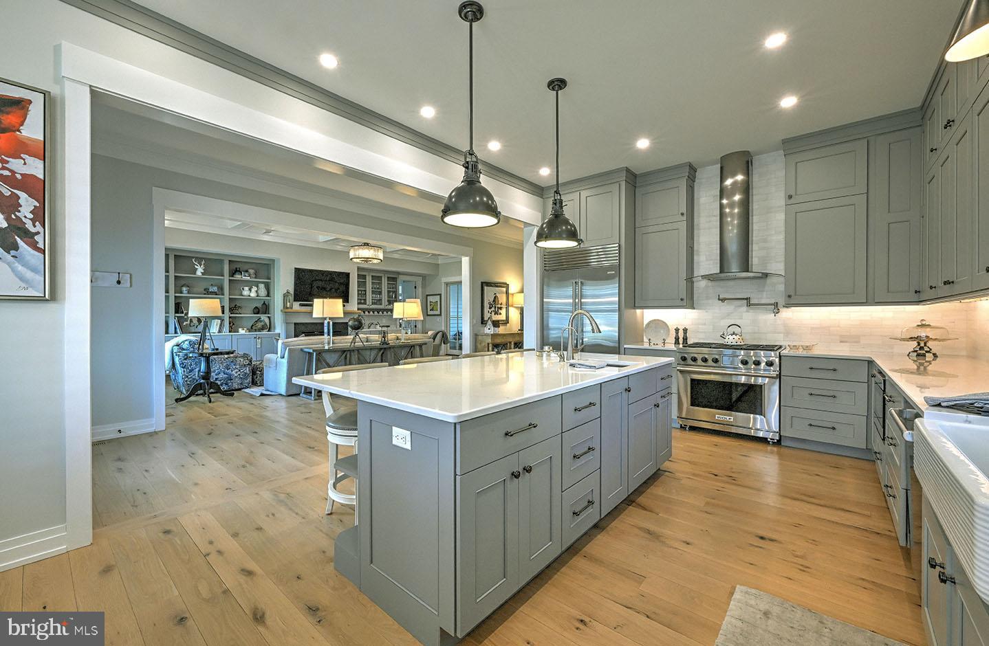 MARINERS RETREAT - Residential