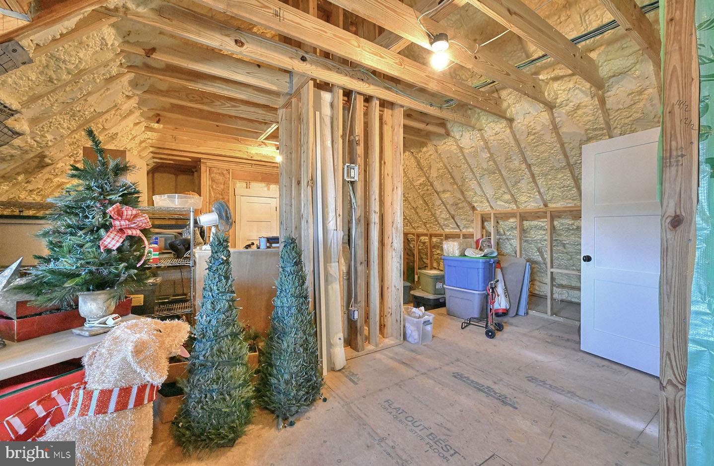 MARINERS RETREAT - Residential