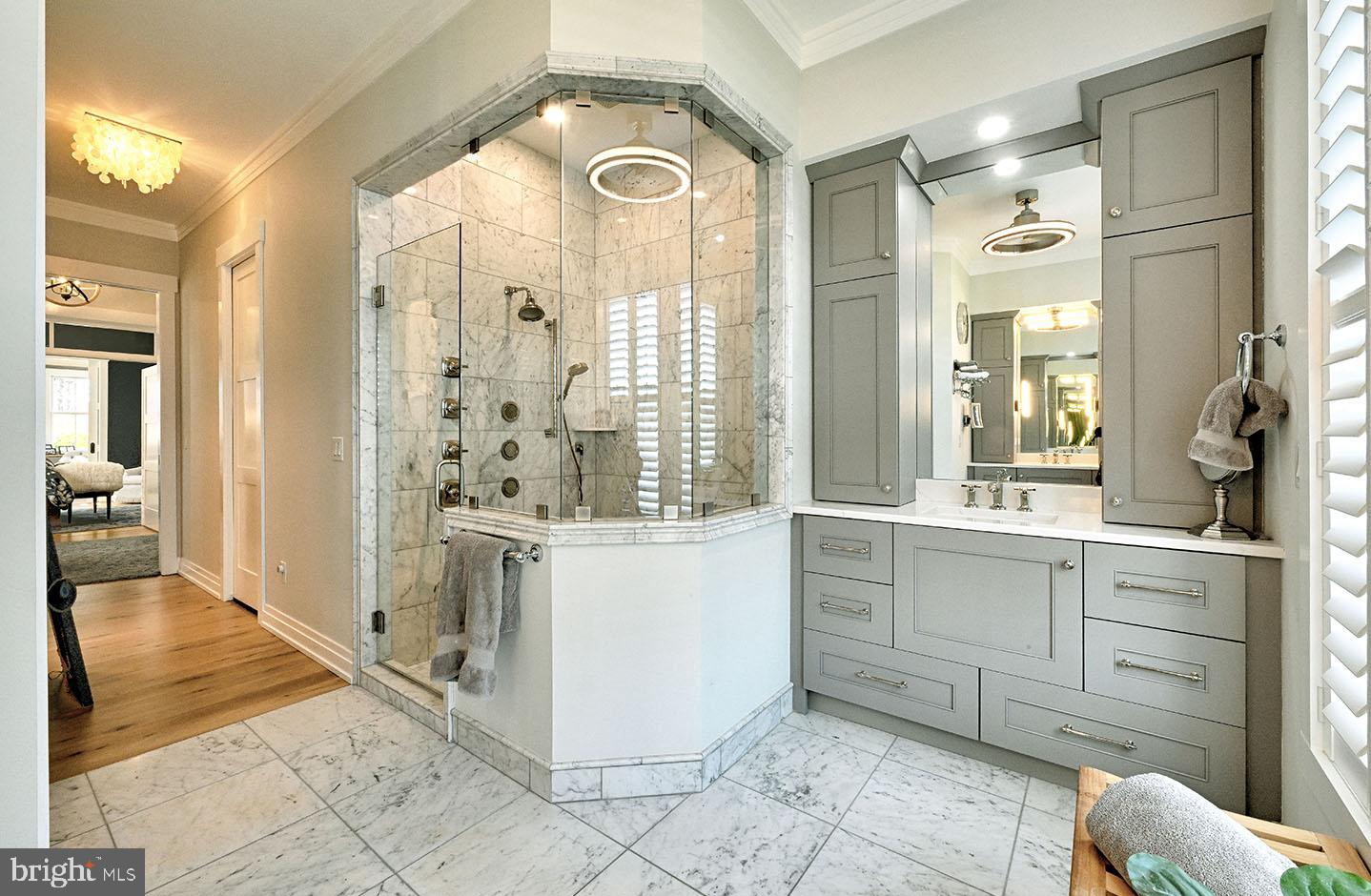 MARINERS RETREAT - Residential