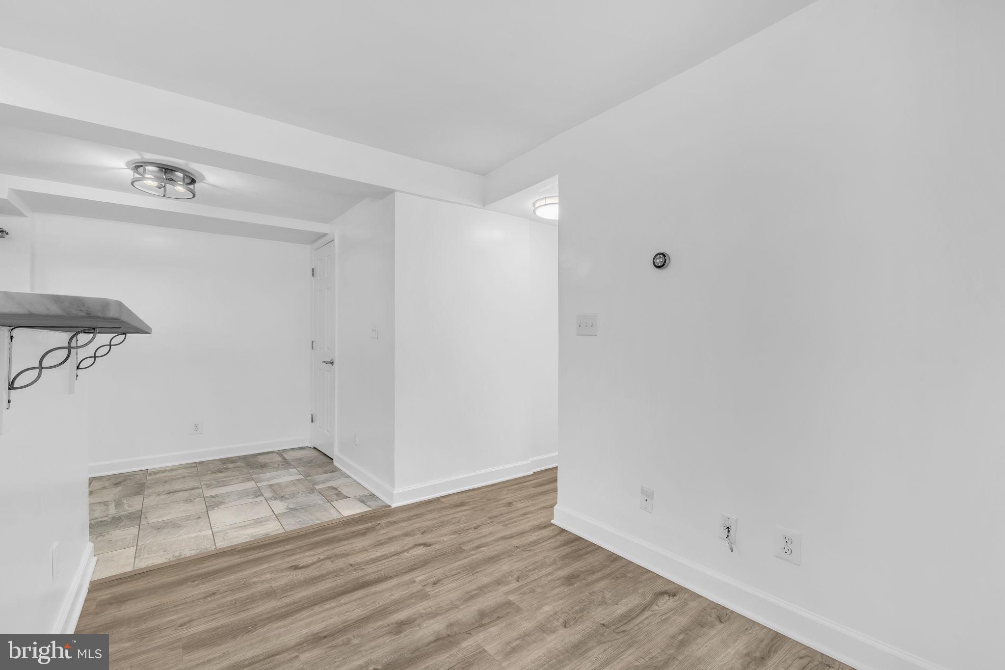 PARKSIDE AT ALEXANDRIA - Residential Lease