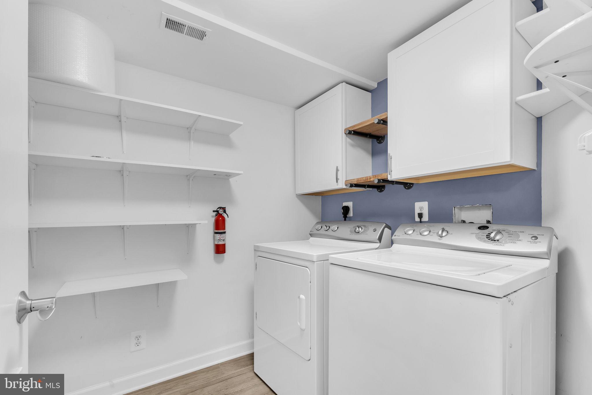 PARKSIDE AT ALEXANDRIA - Residential Lease