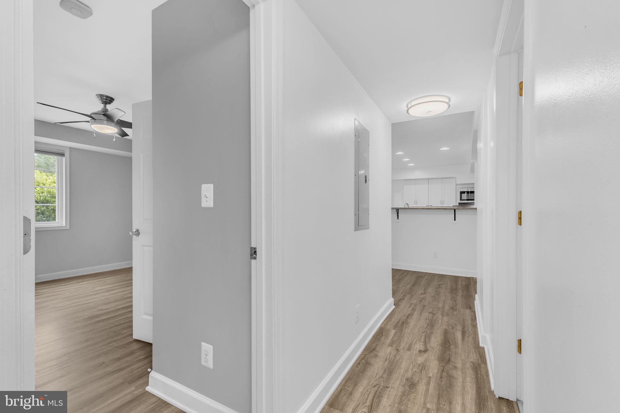 PARKSIDE AT ALEXANDRIA - Residential Lease