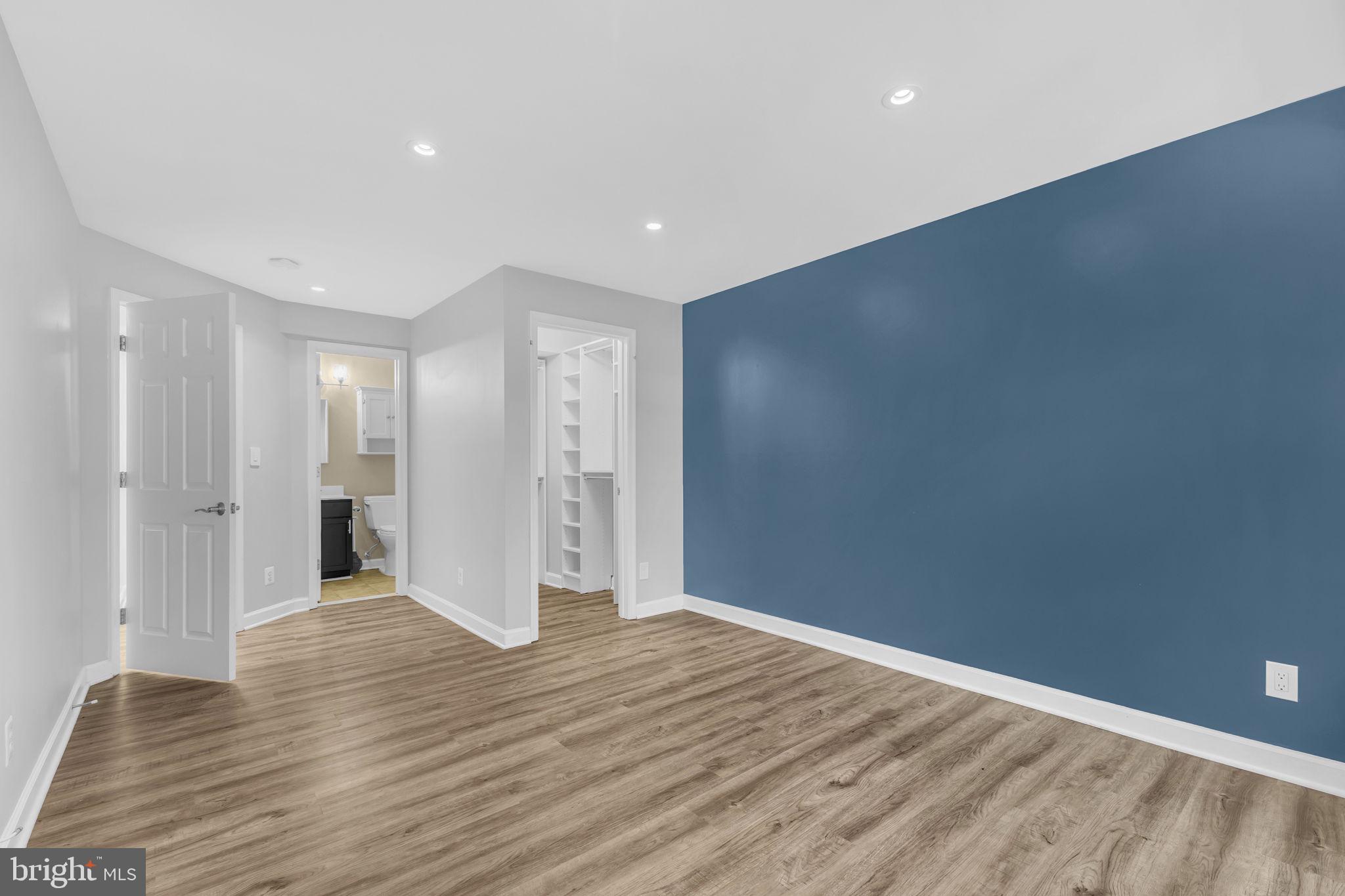 PARKSIDE AT ALEXANDRIA - Residential Lease