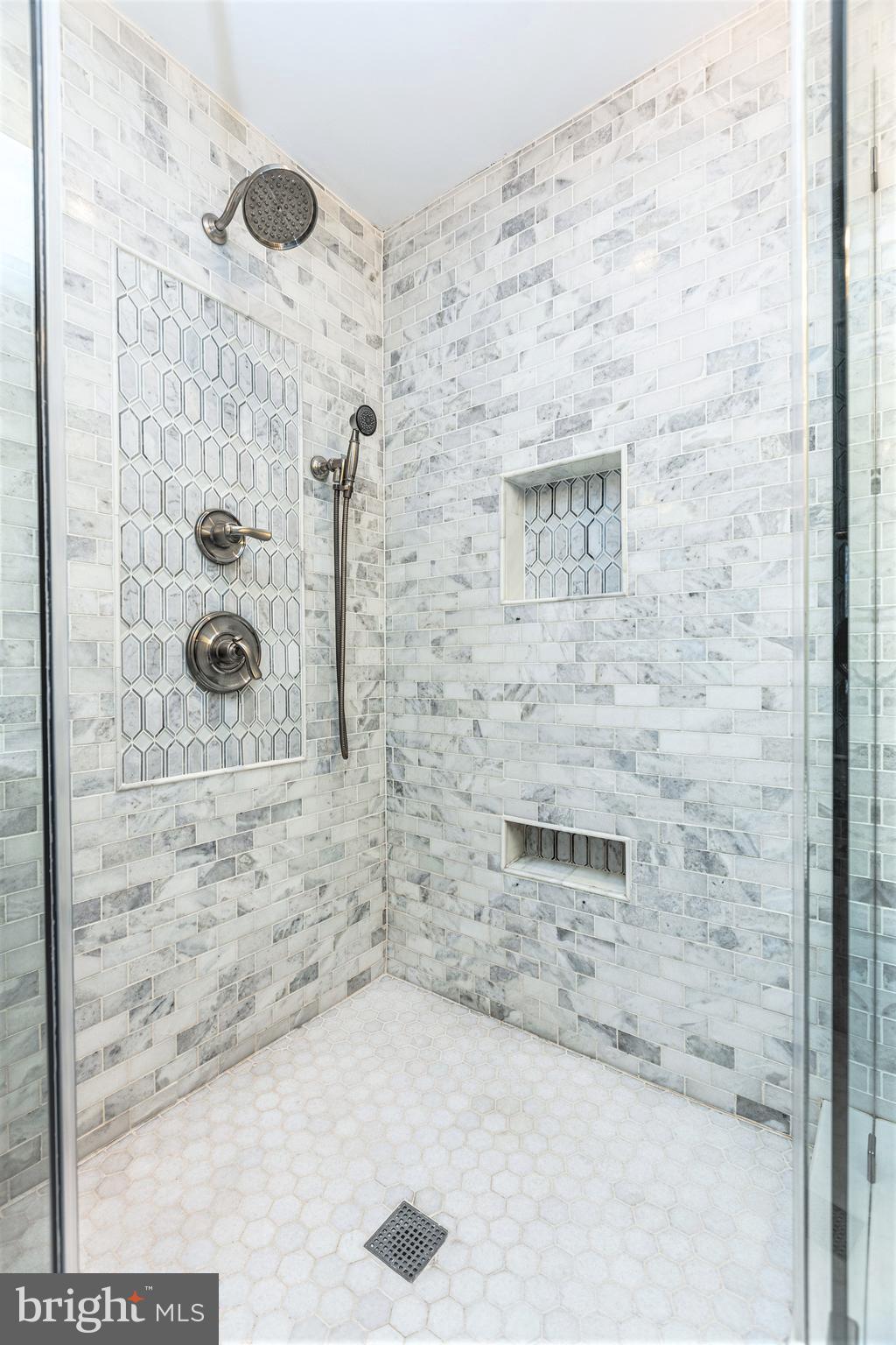 AMBERLEIGH - Residential