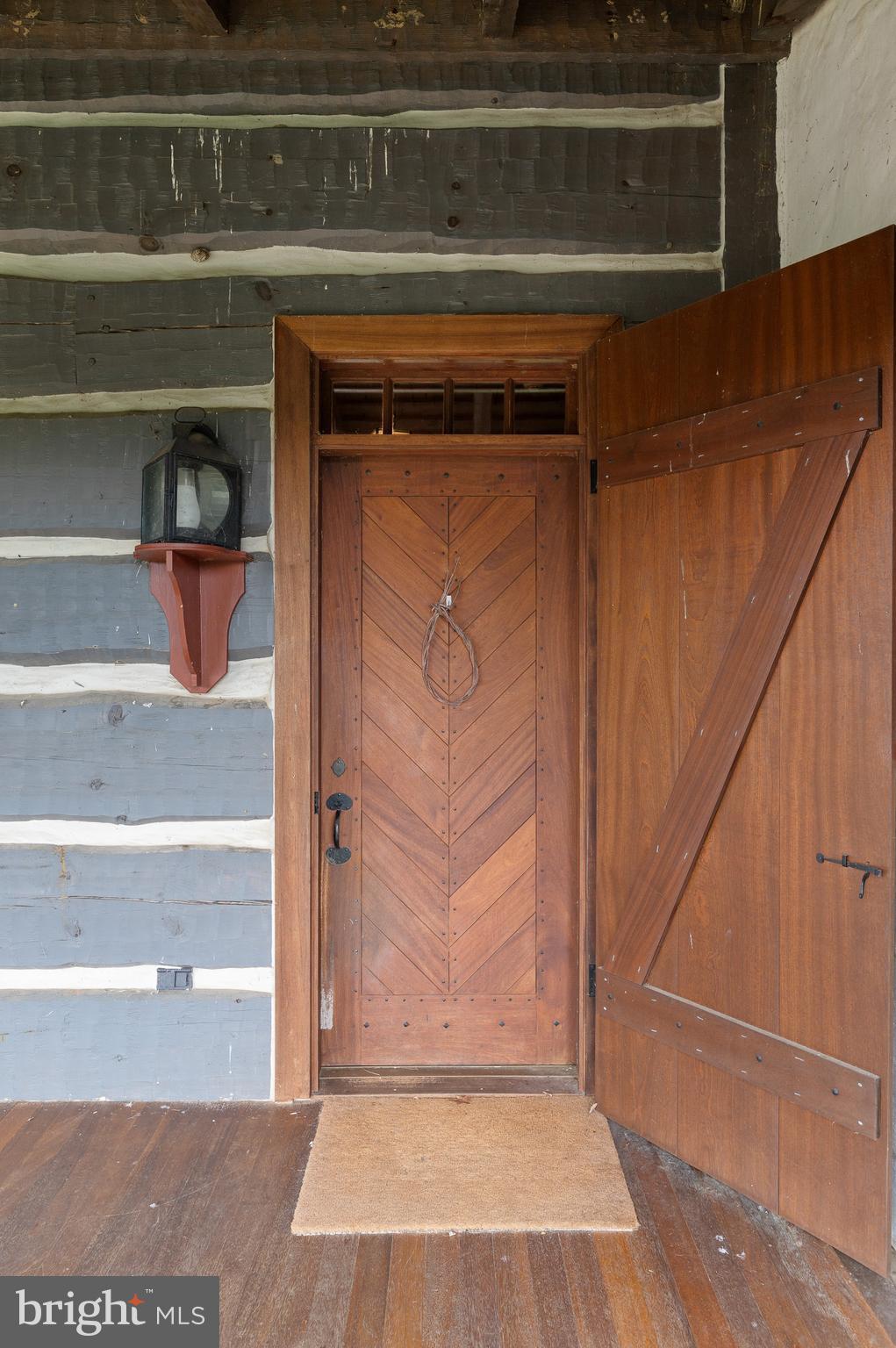 CHESHIRE HUNT - Residential