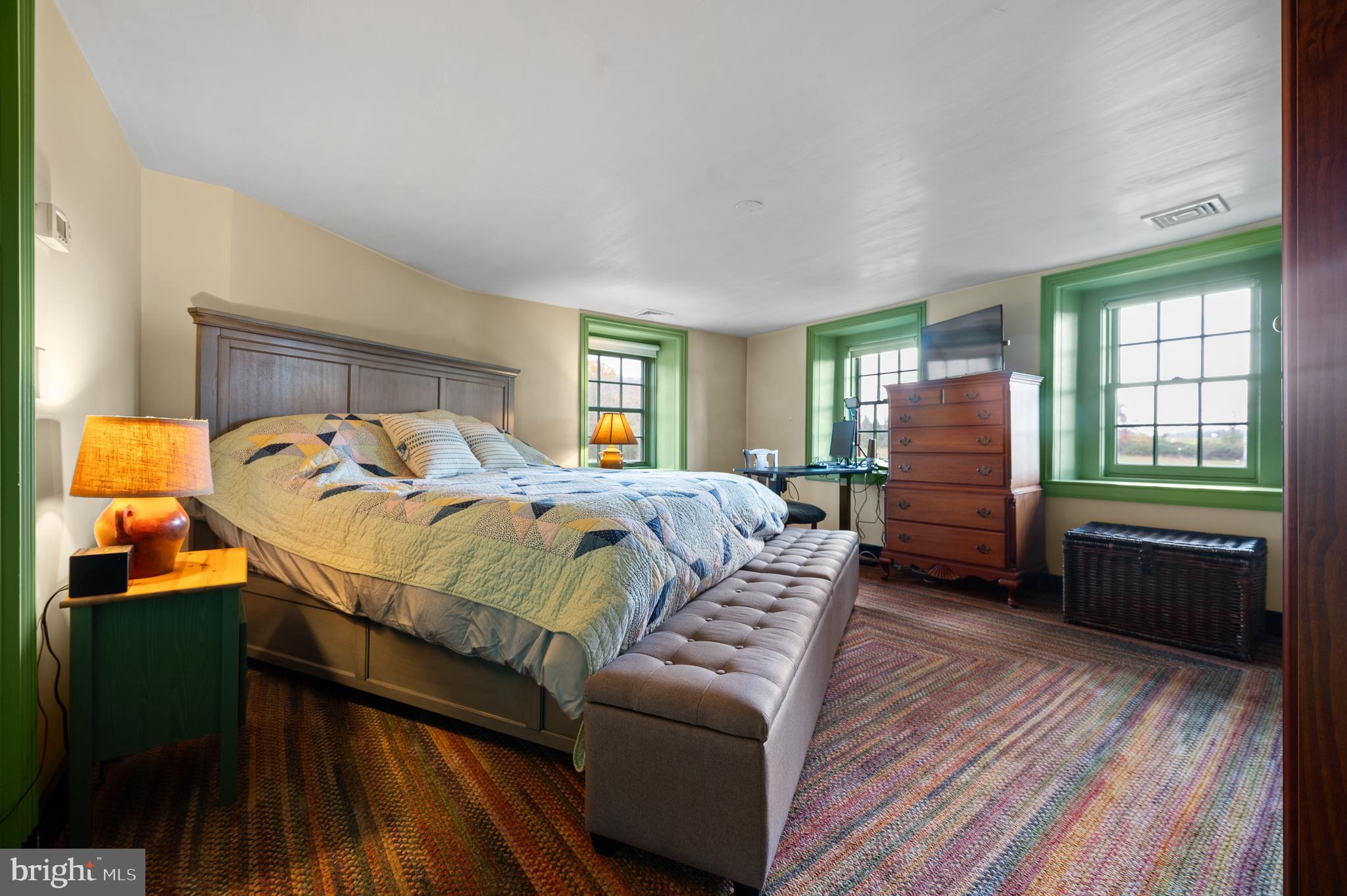 CHESHIRE HUNT - Residential