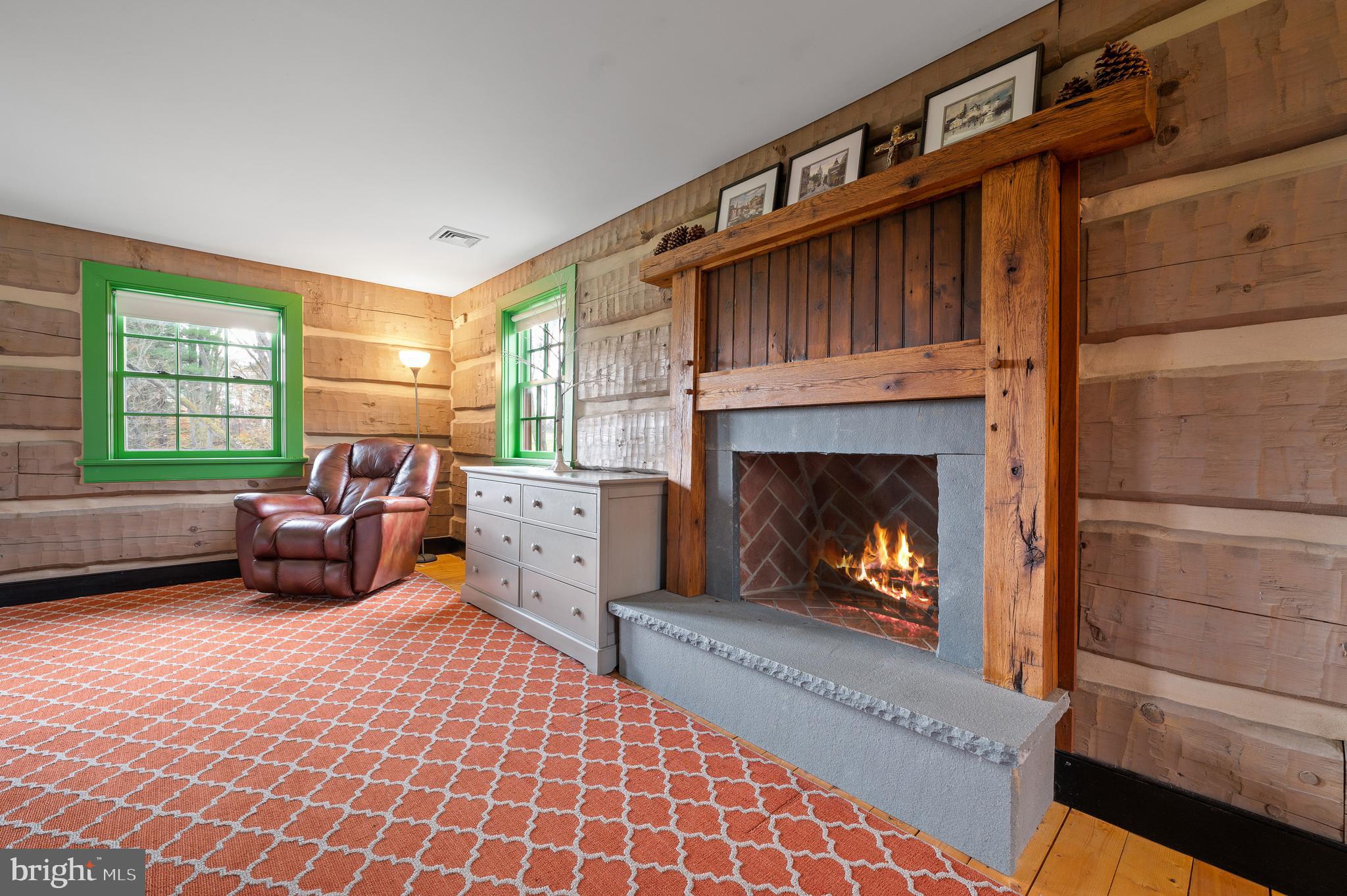 CHESHIRE HUNT - Residential