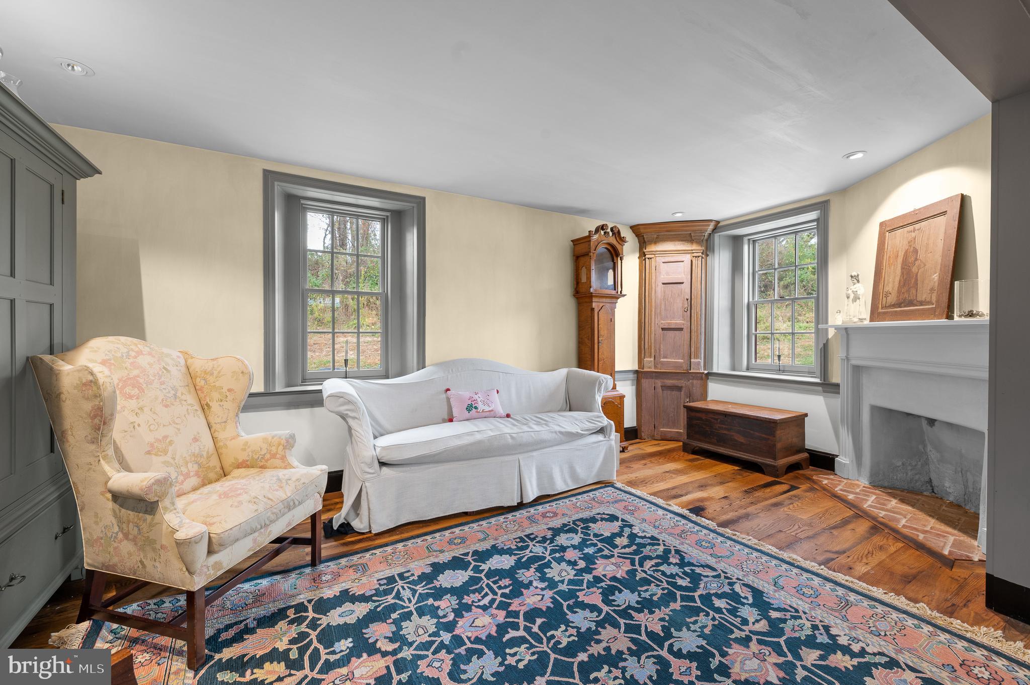 CHESHIRE HUNT - Residential