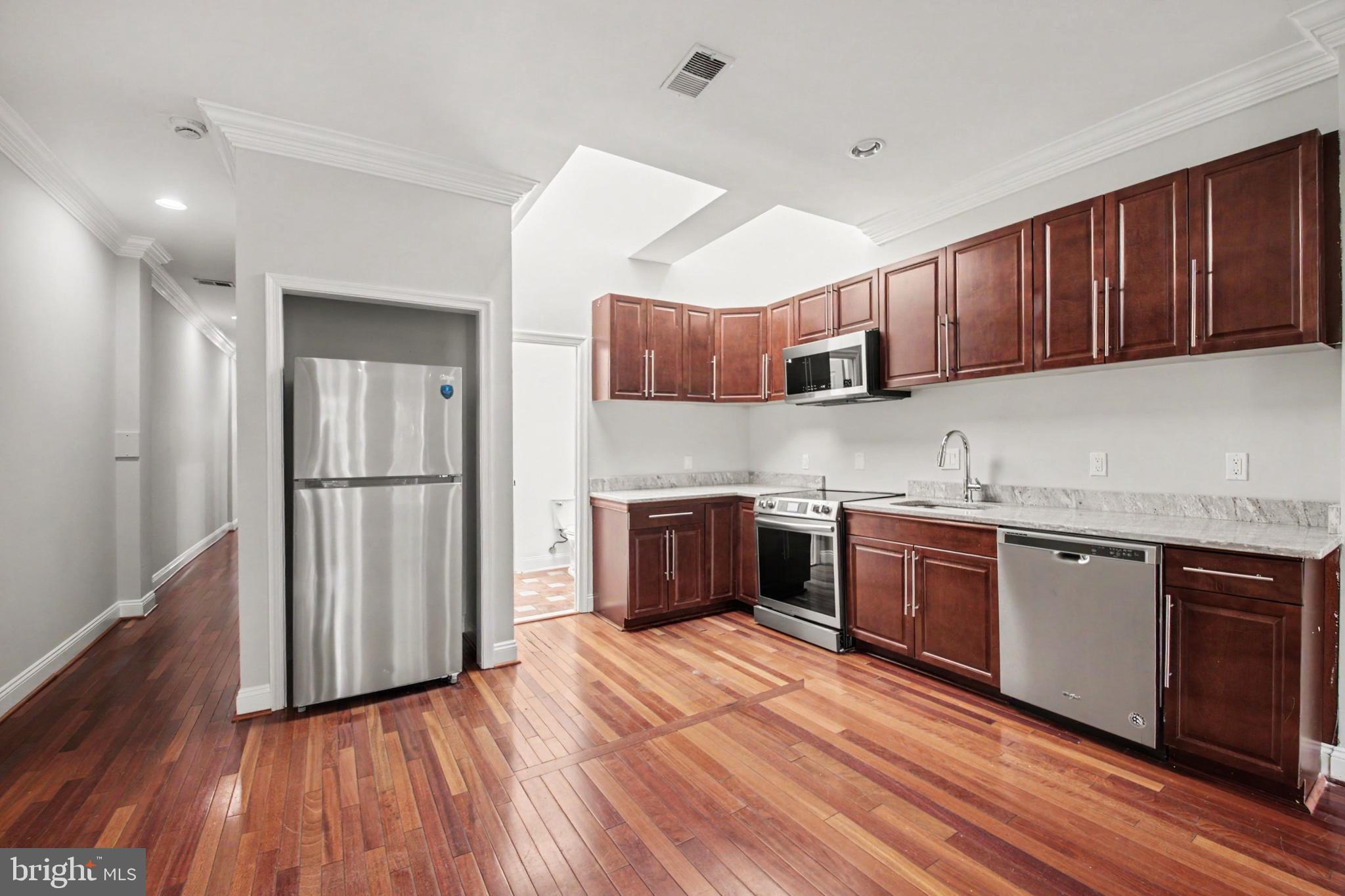 219 P STREET NW