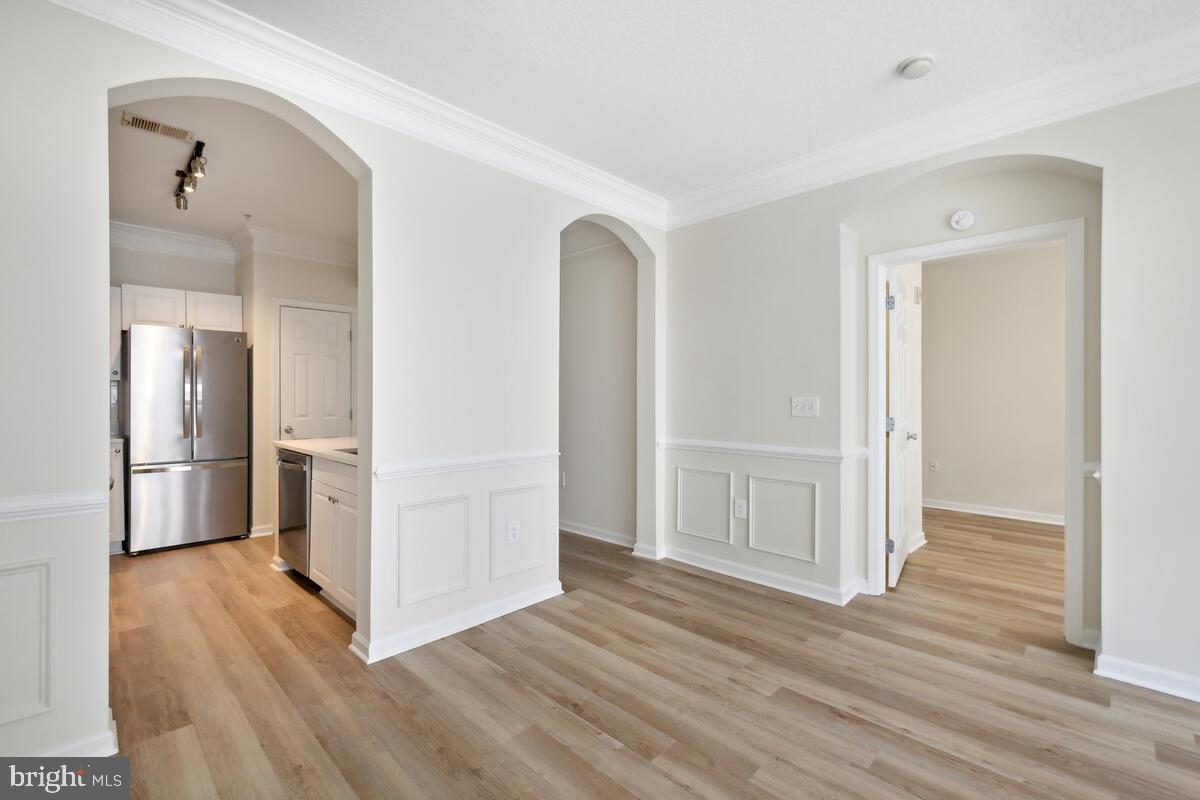 THE COLONNADE AT KENTLANDS - Residential