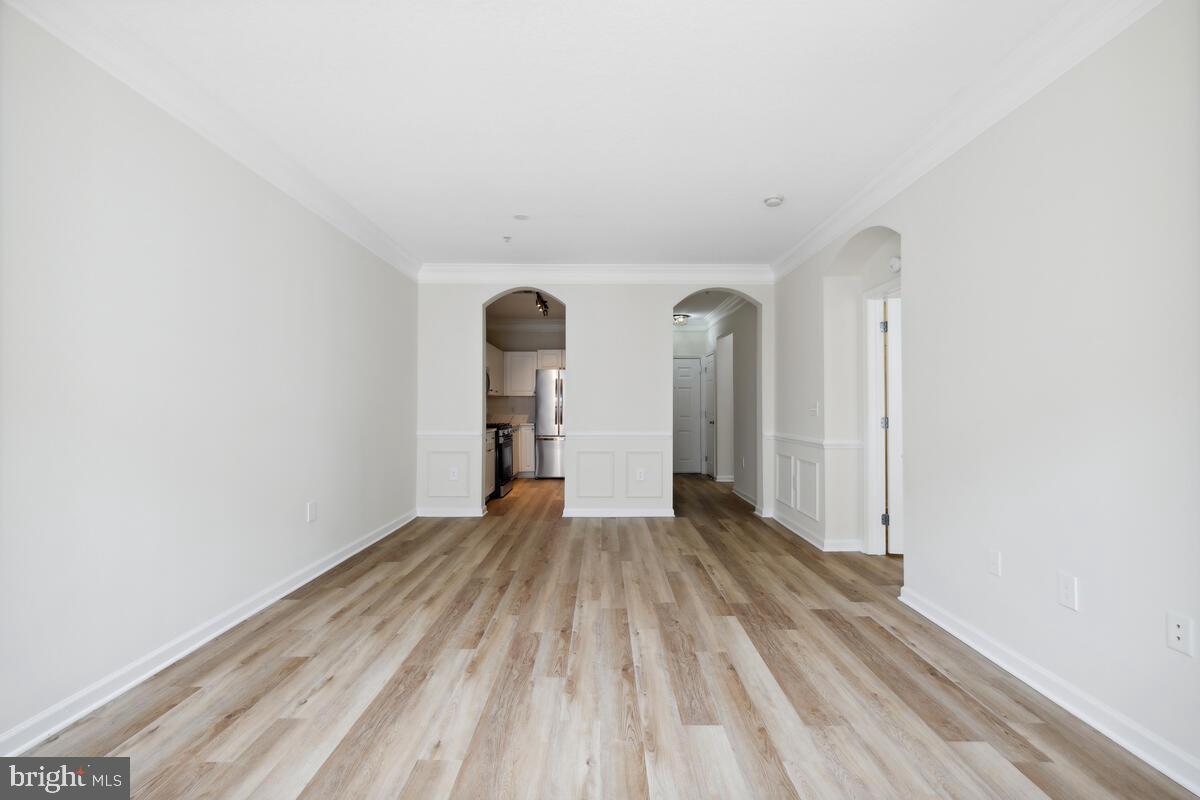 THE COLONNADE AT KENTLANDS - Residential