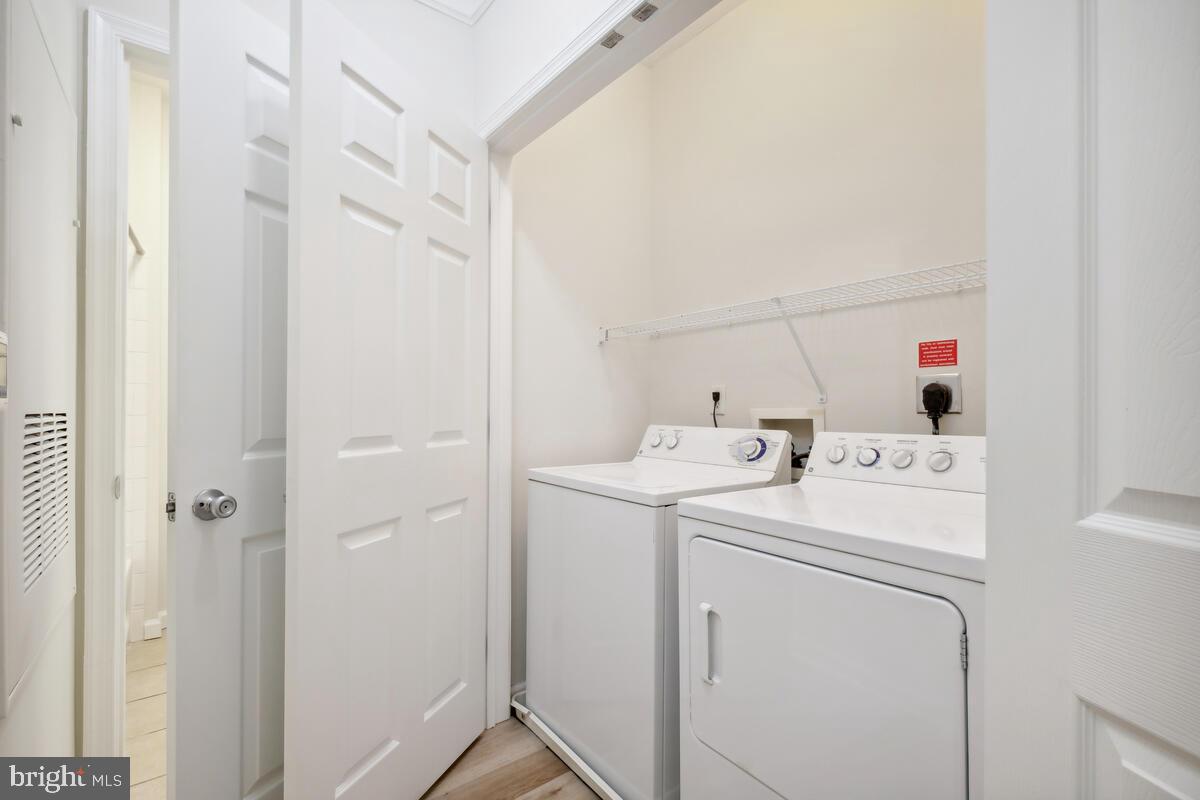 THE COLONNADE AT KENTLANDS - Residential