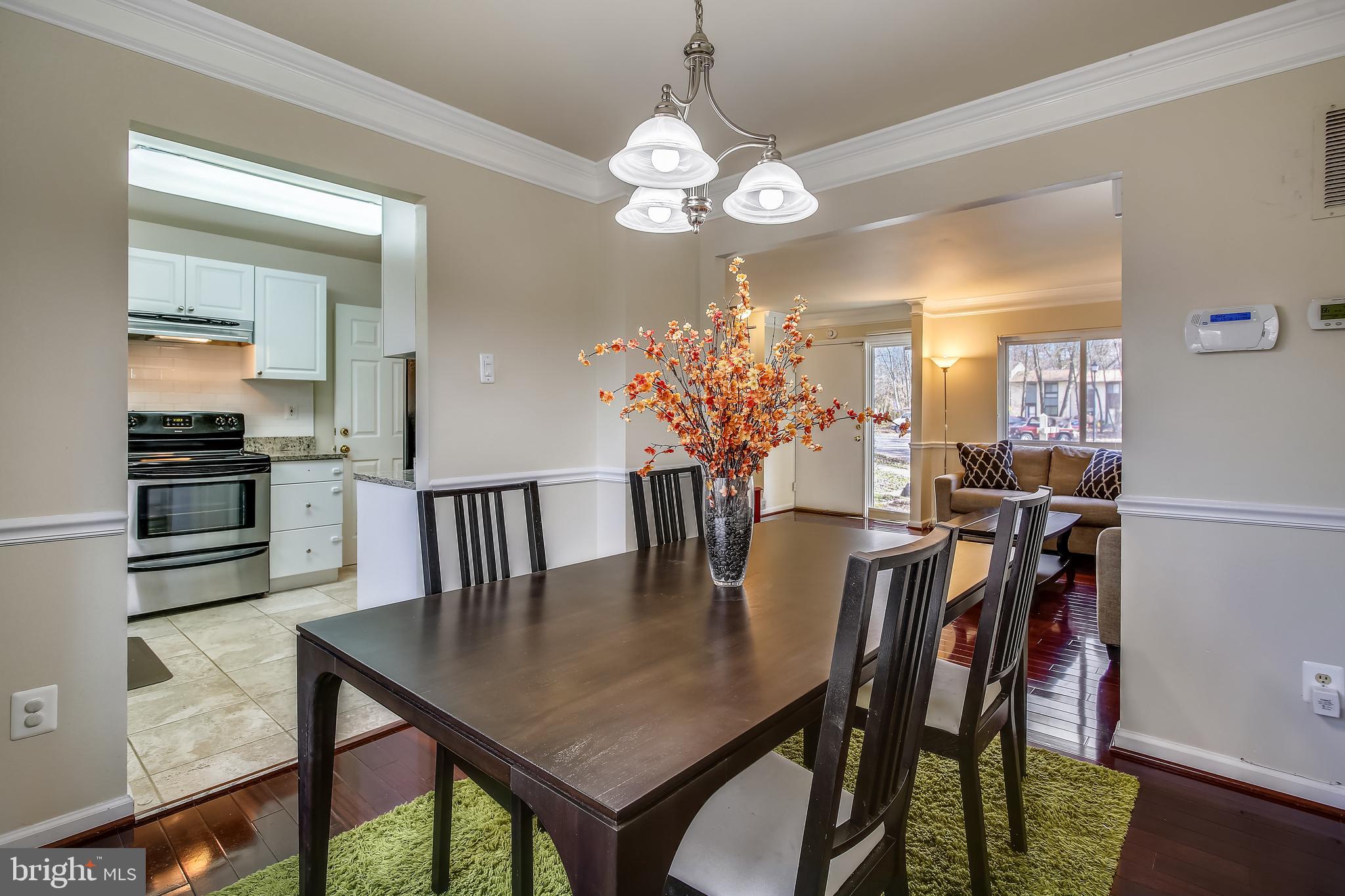 RESTON - Residential