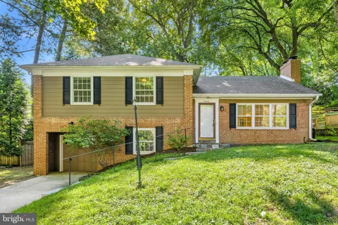 3406 Glenmoor Drive, Chevy Chase, MD MLS: MDMC2242720