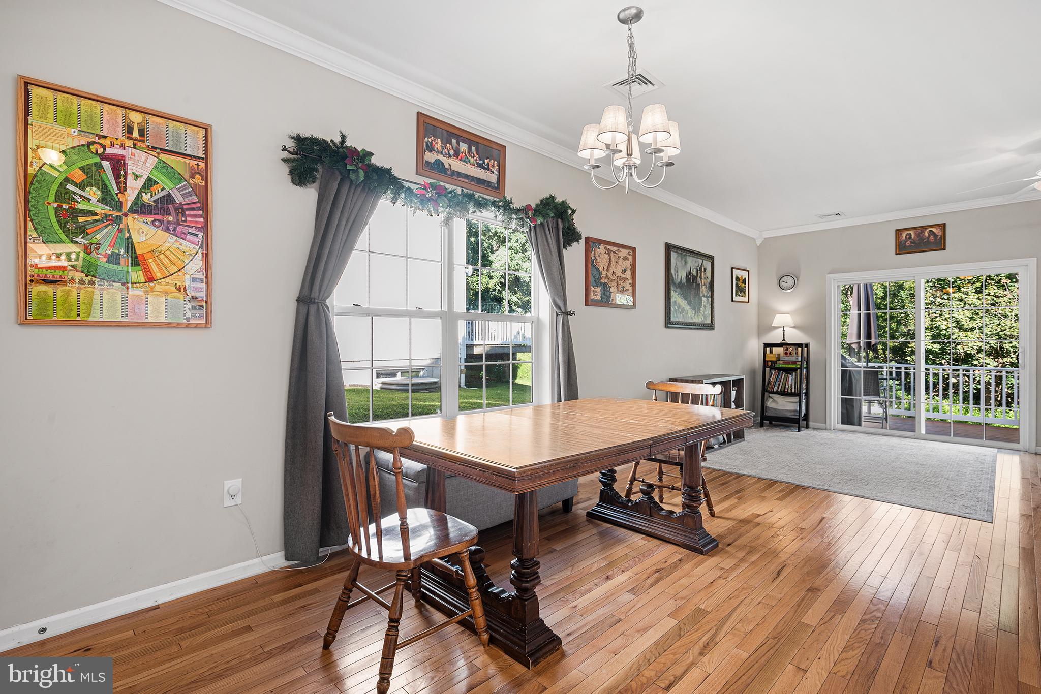 1537 CREST PARK COURT