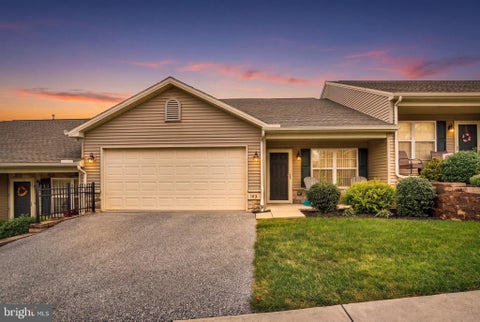 Condo For Sale - 103 Saddlebred Drive #139<br/> RED LION, PA 17356