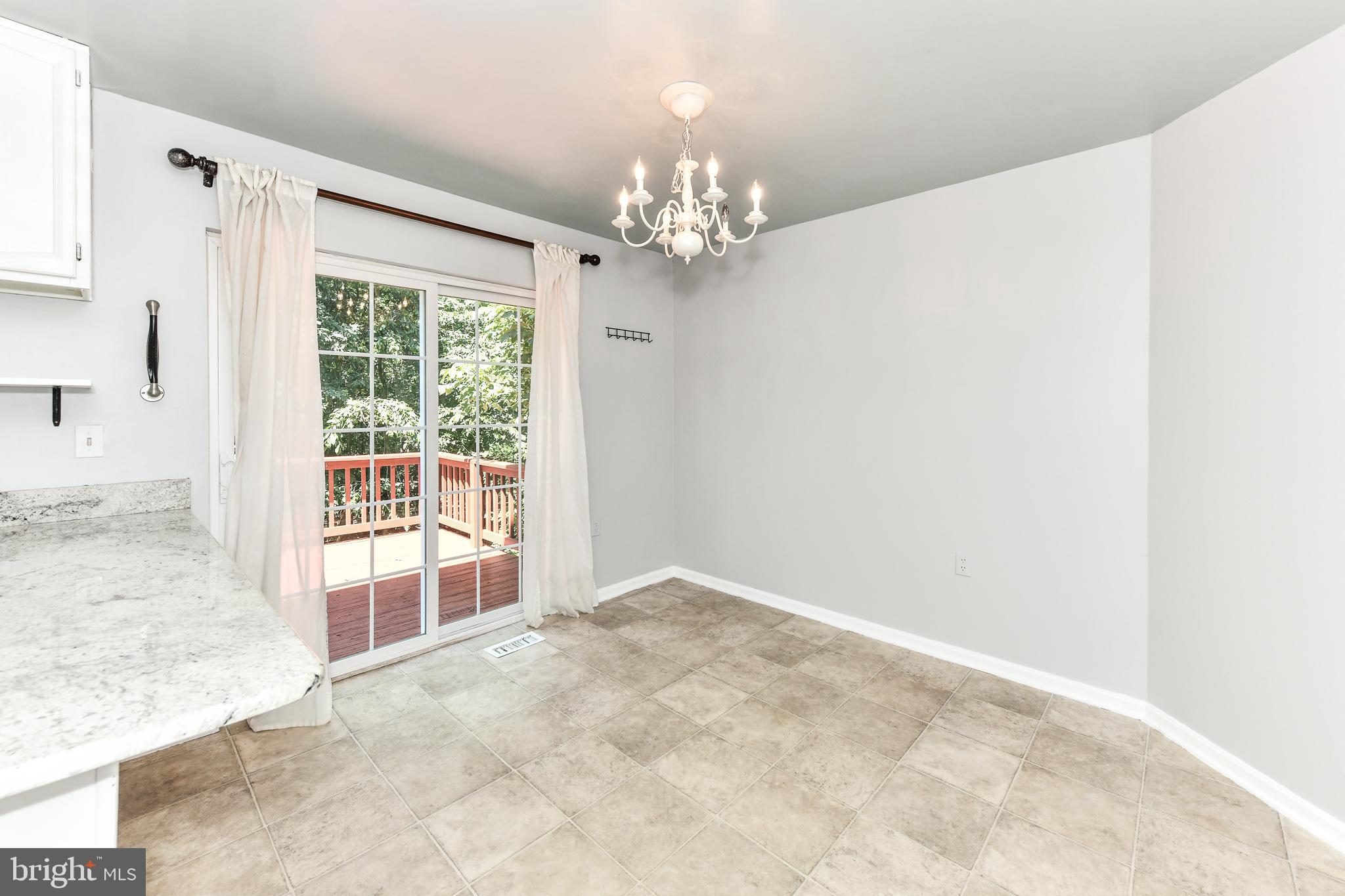 FRANKLIN FARM - Residential Lease