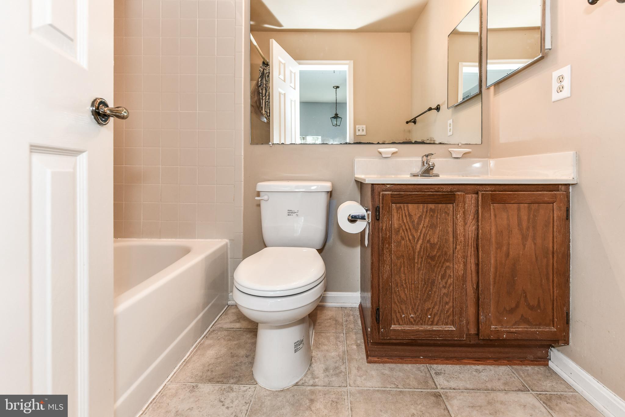 FRANKLIN FARM - Residential Lease