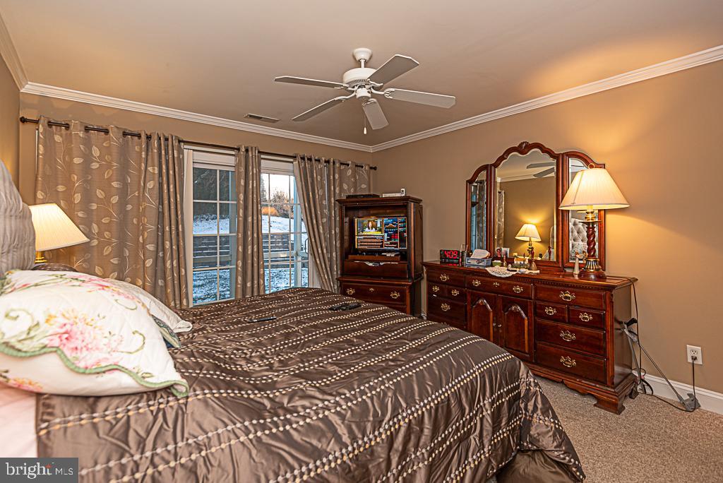 RIVER RUN - Residential