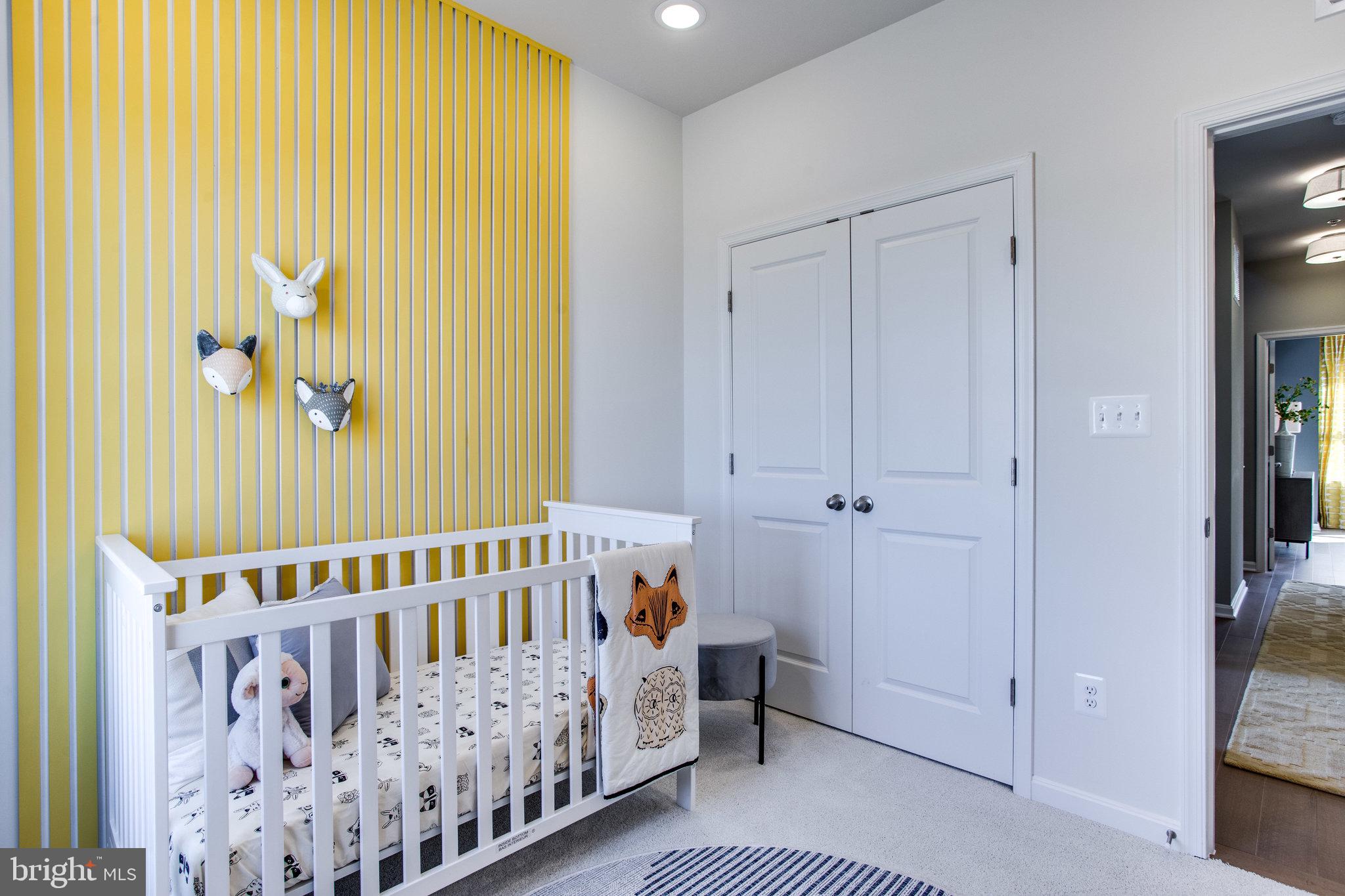 TOWNS AT MARKET COMMONS - Residential