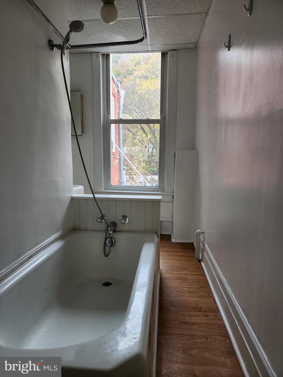 BERKELEY SPRINGS - Residential Lease