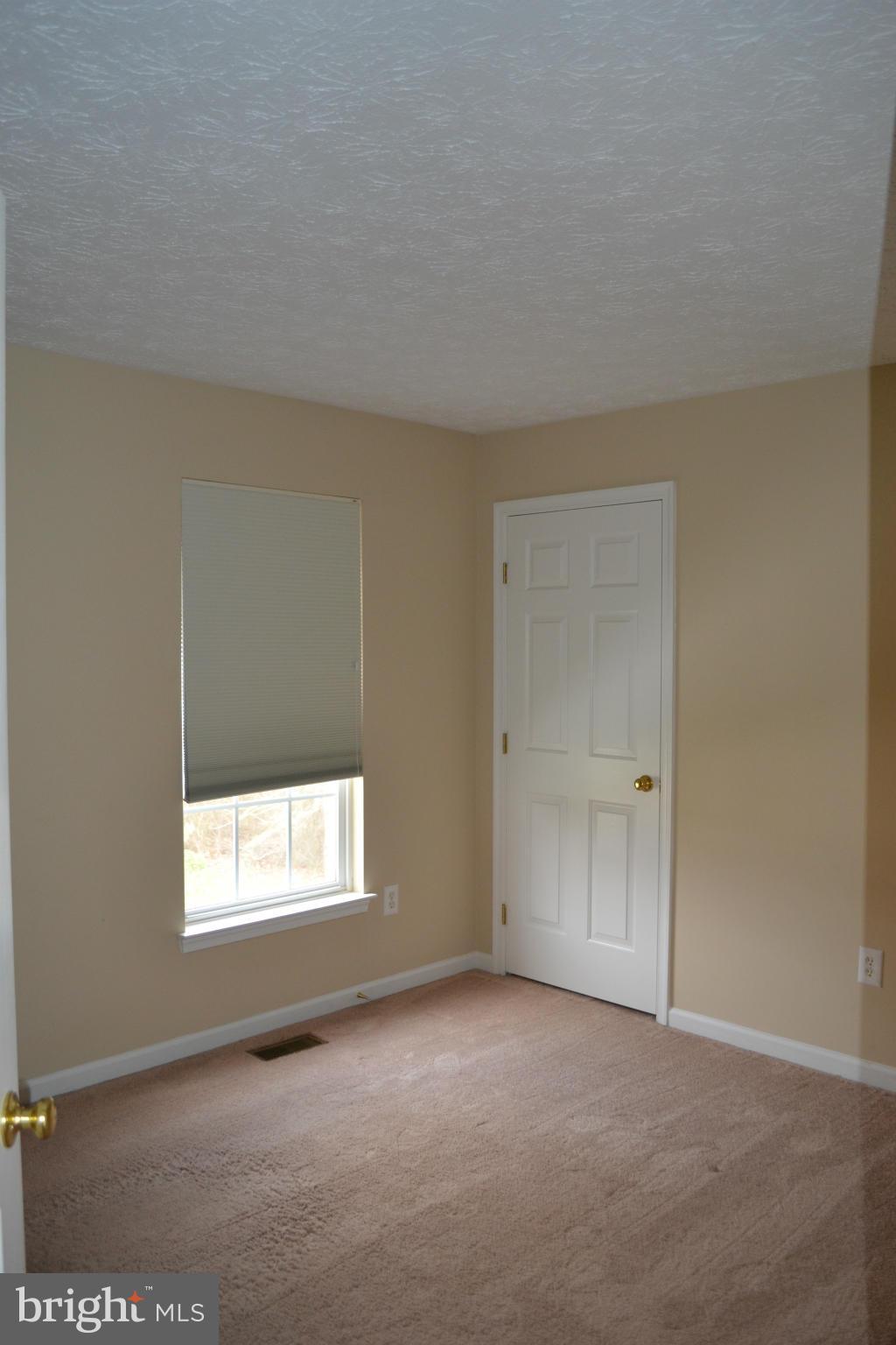 FOX CHASE - Residential