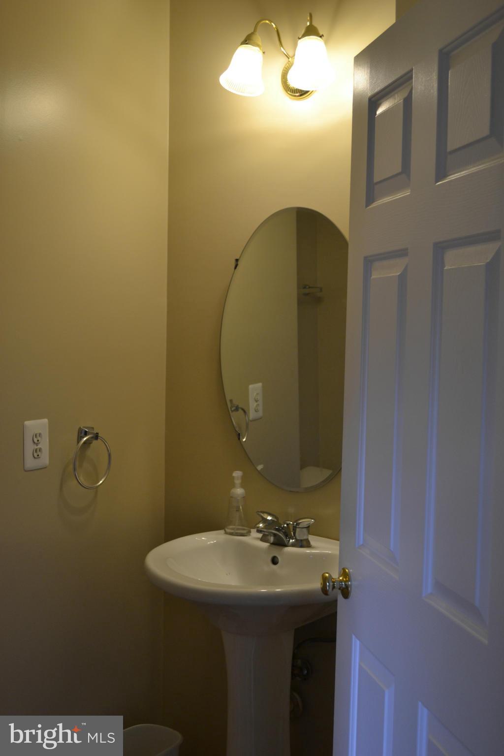 FOX CHASE - Residential